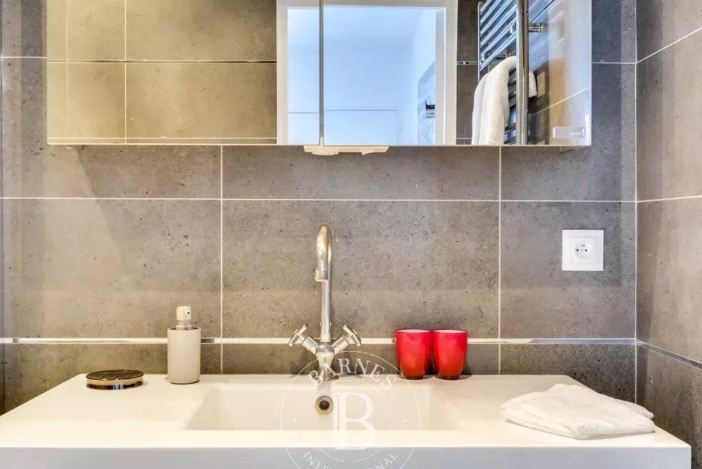 Daire Paris 8ème - picture 8