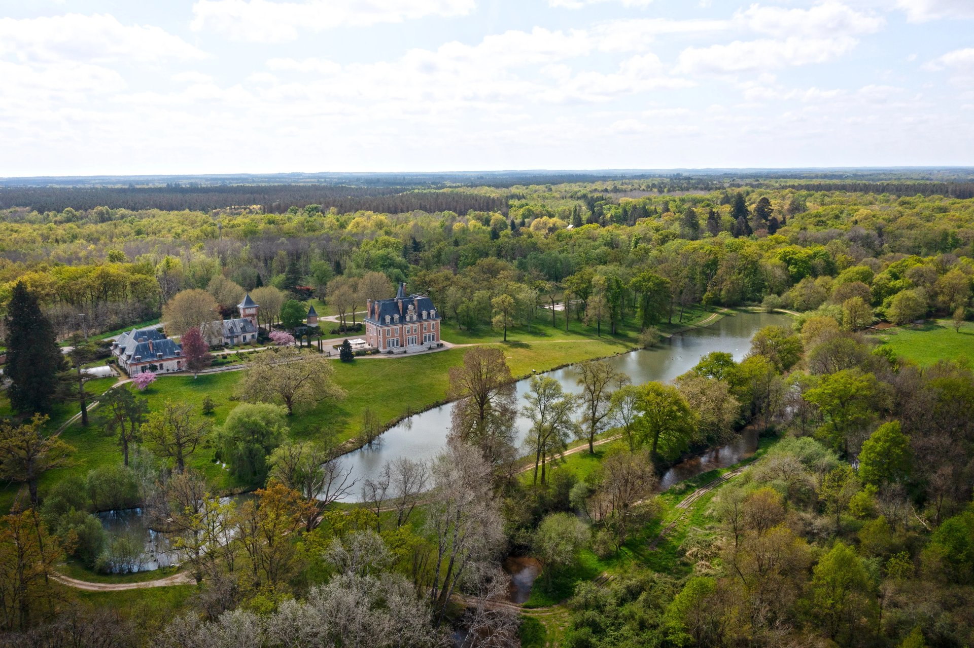 10 Bedroom Chateau's Image 4