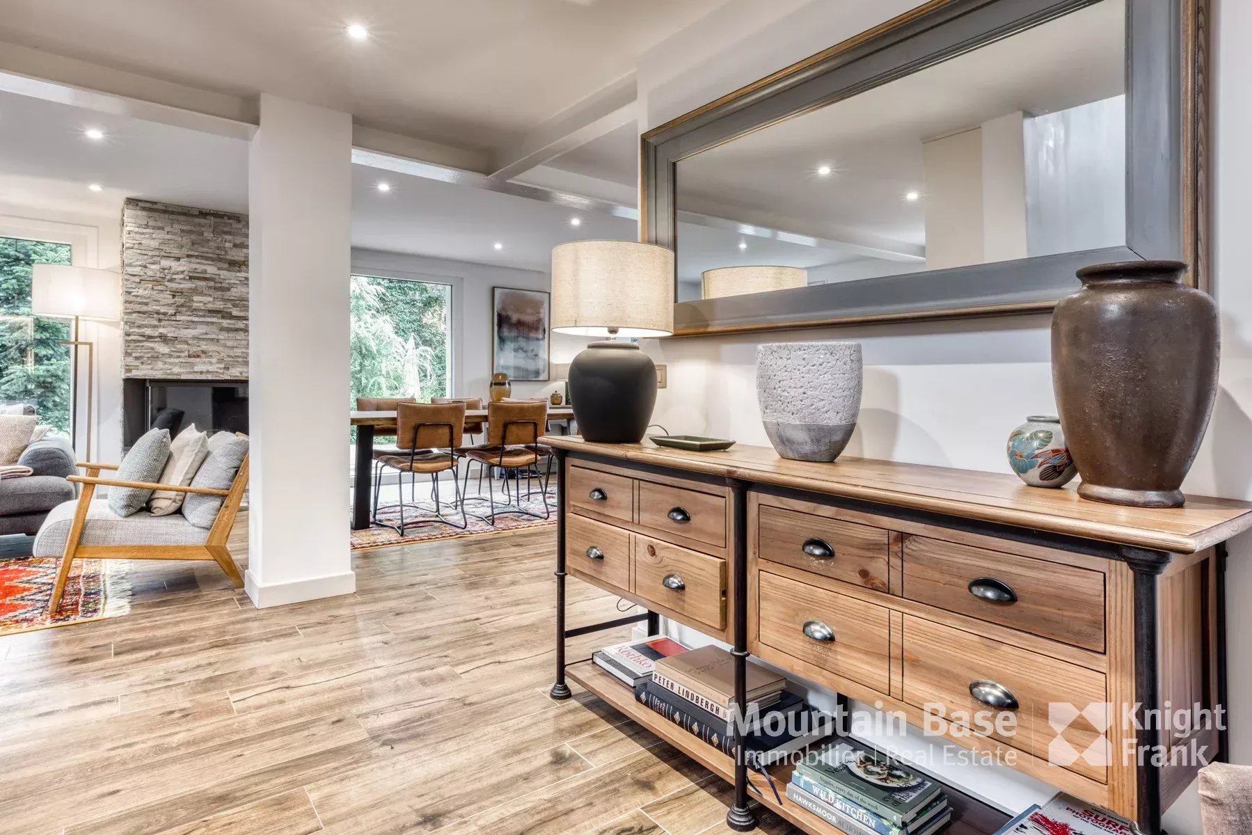 Photo of 5-bedroom house with a good-sized garden situated in Les Bossons