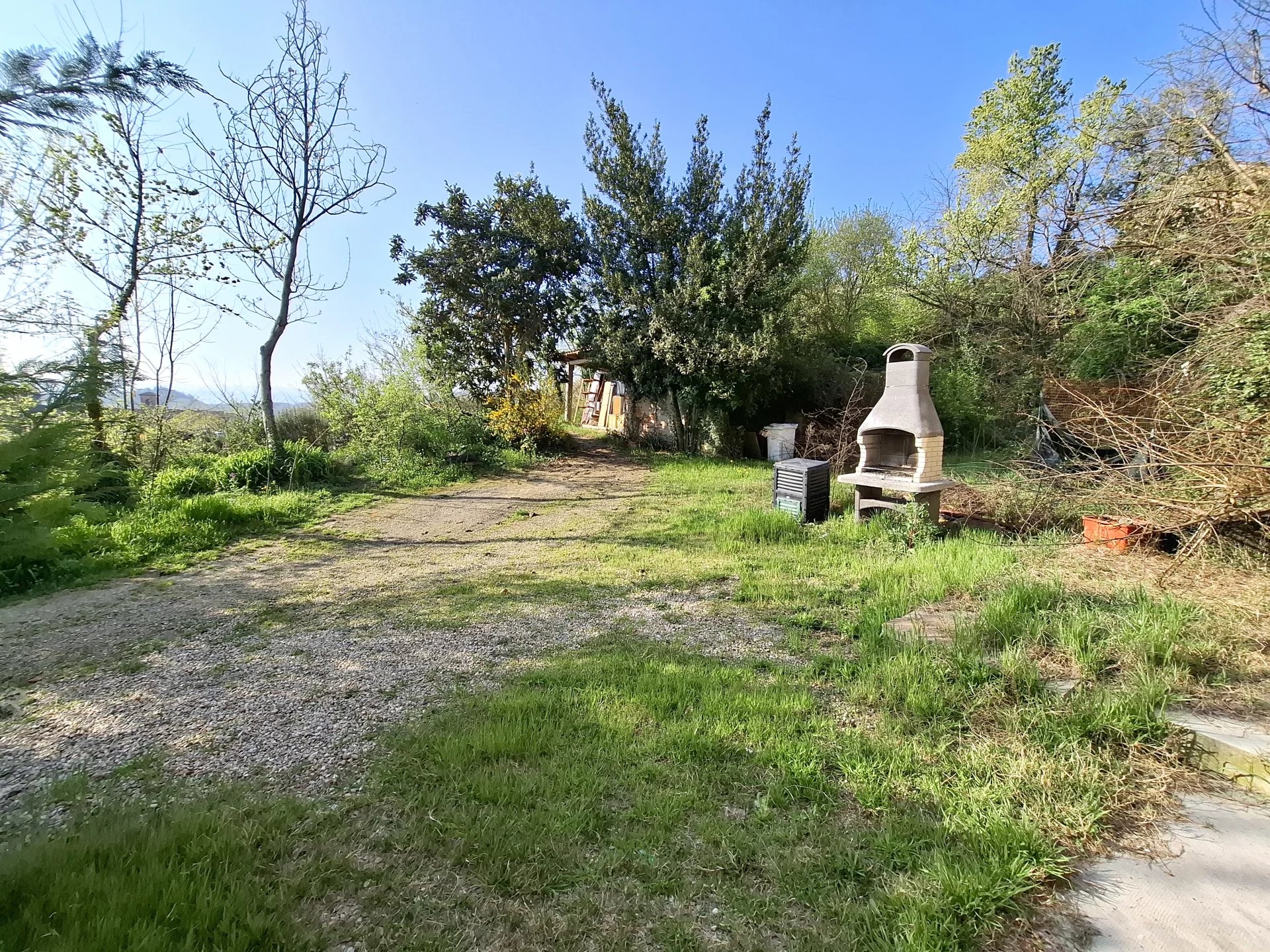 CASA SEMINDIPENDENTE A CASTELLINALDO