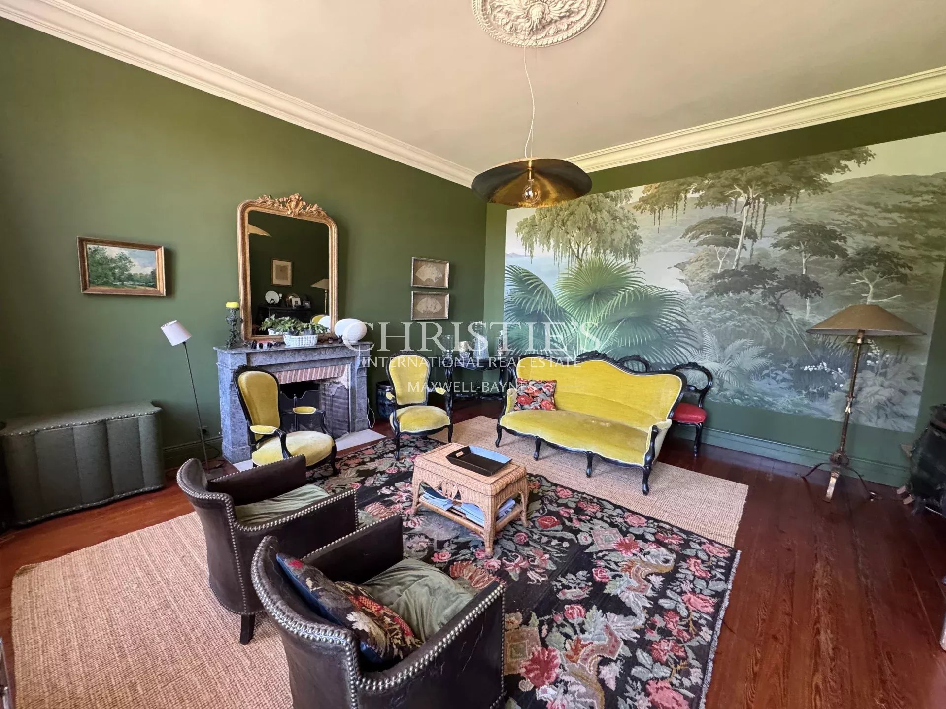 4 Bedroom Villa/Townhouse's Image 11