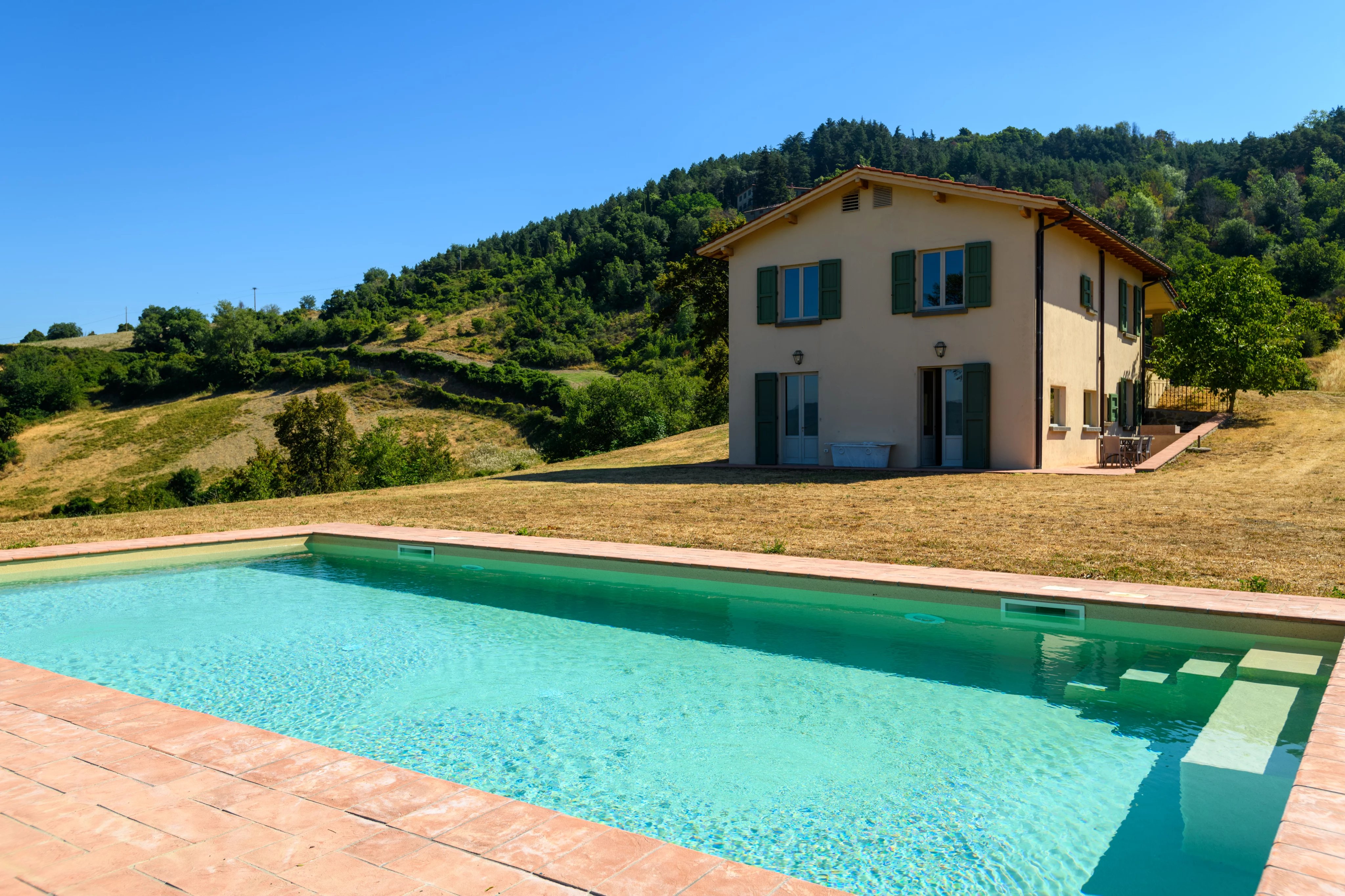 Prestigious estate with villas and private reserve in the heart of Mugello