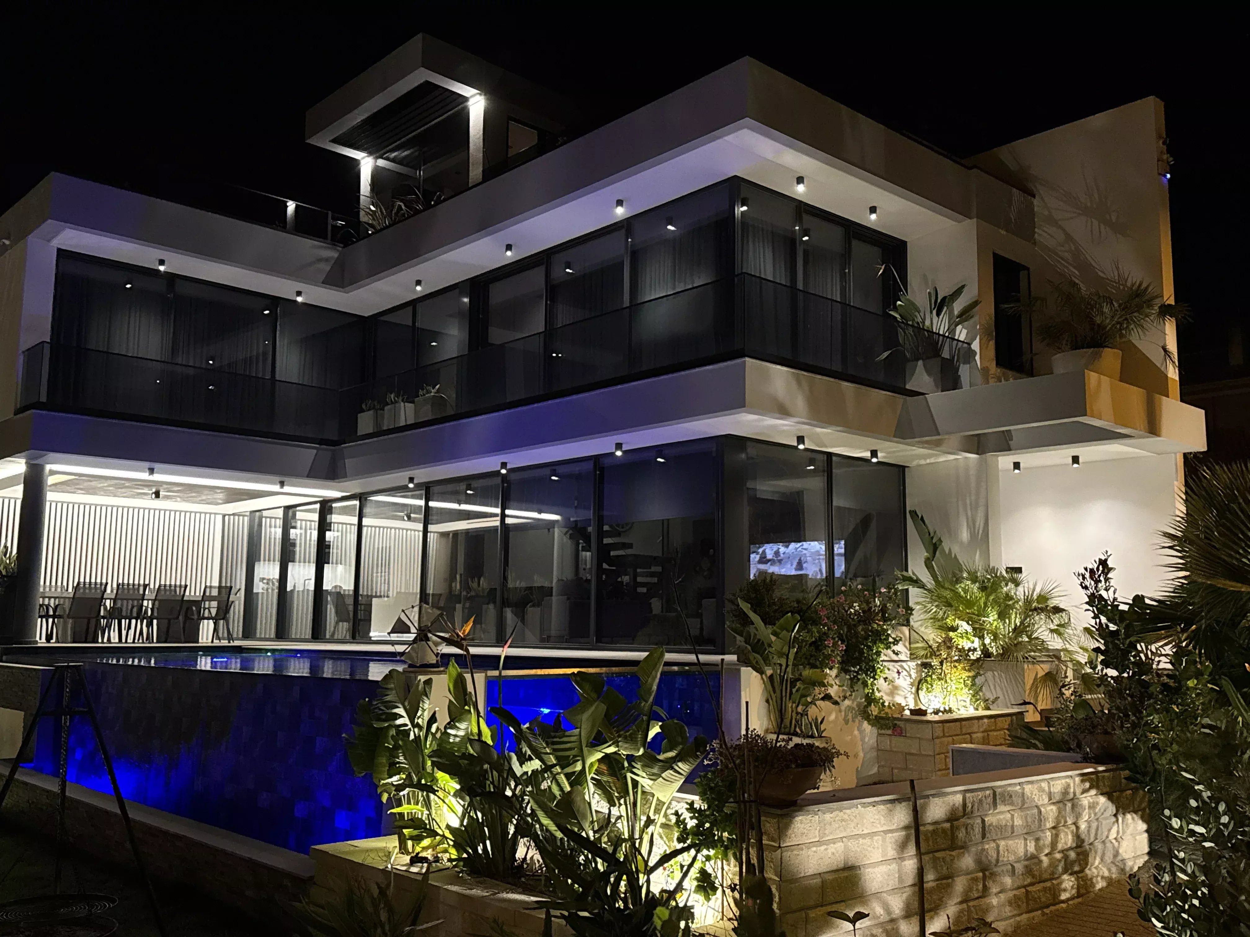 Luxury Single Home in Estoril Golf - 3 Suites with Private Resort 86843974 image 35