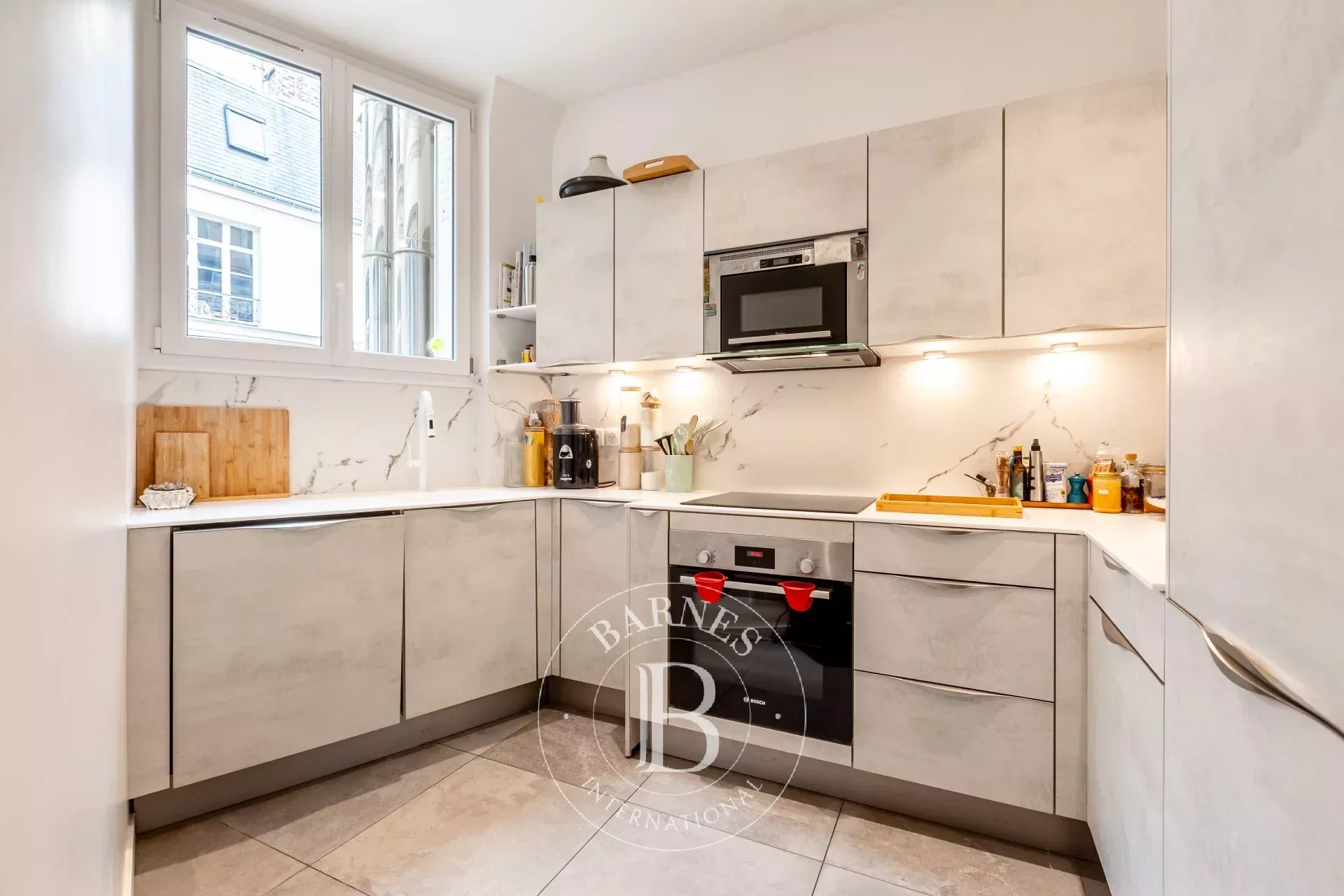 Daire Paris 8ème - picture 9