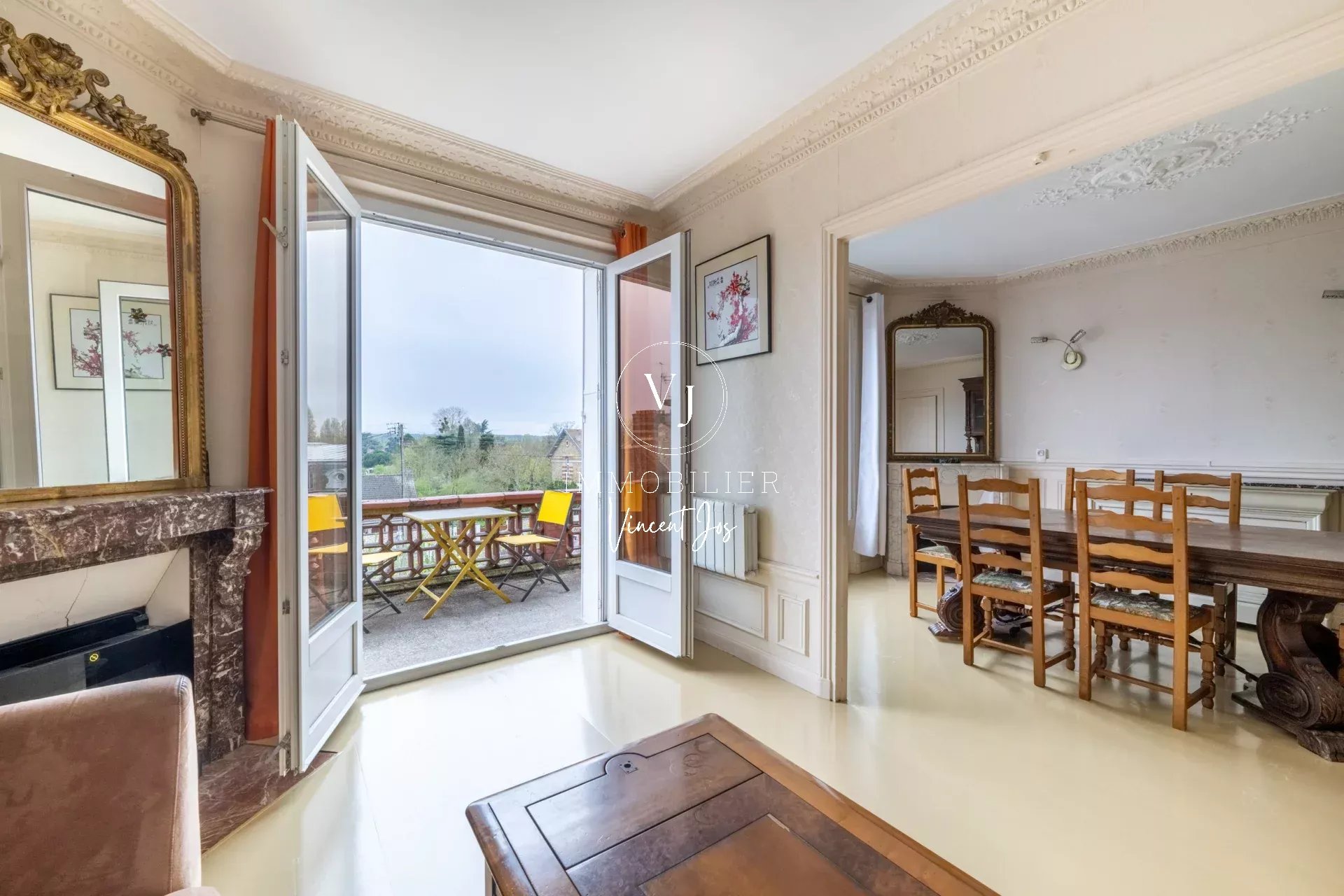 Agence immobilière de 