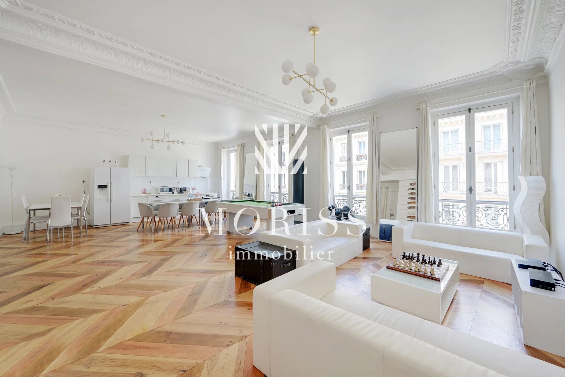 APPARTEMENT 5 PIECES- 75009 PARIS- QUARTIER TREVISE - Image 1