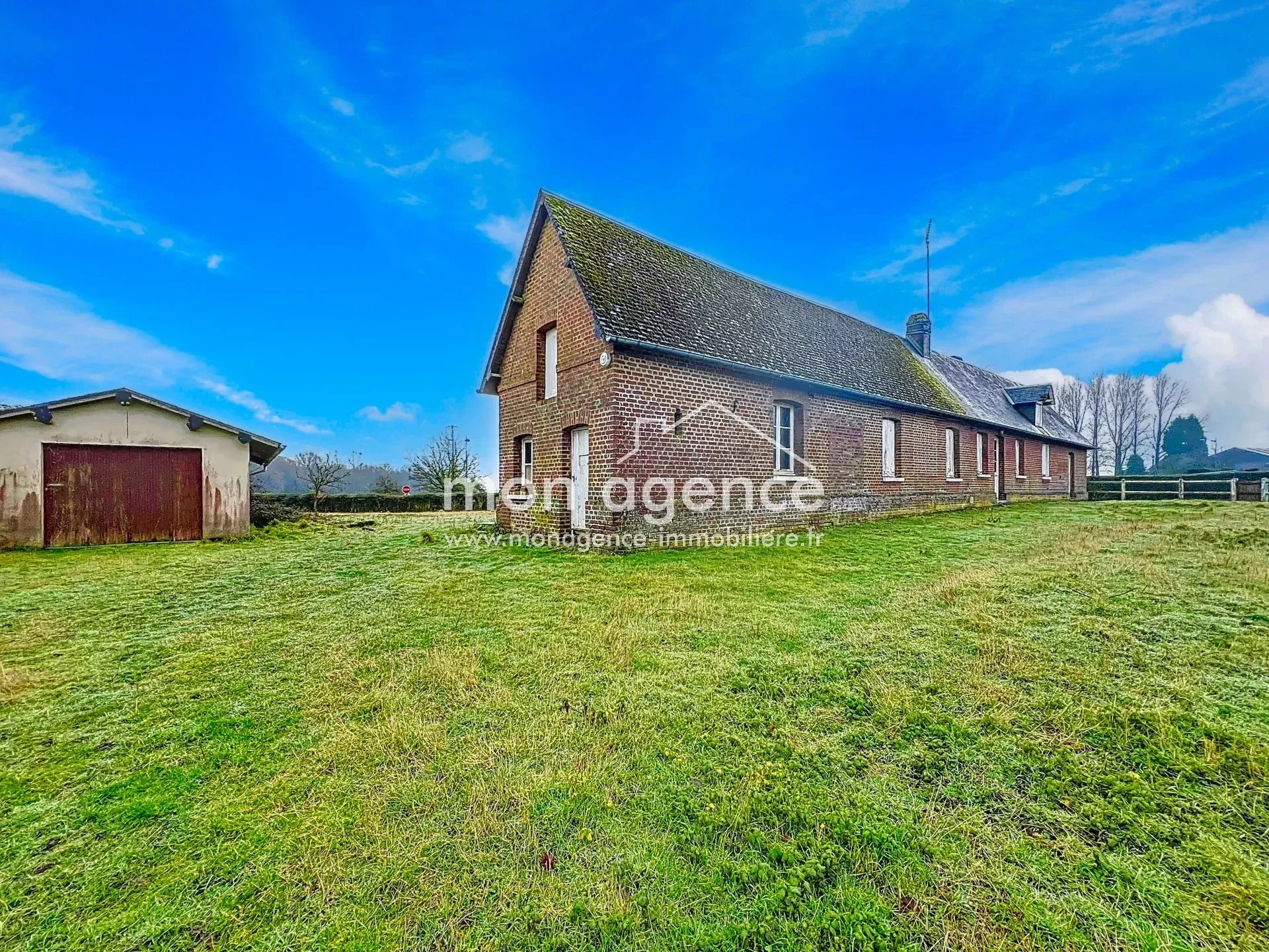 Sale Barn - Bosc-Bordel