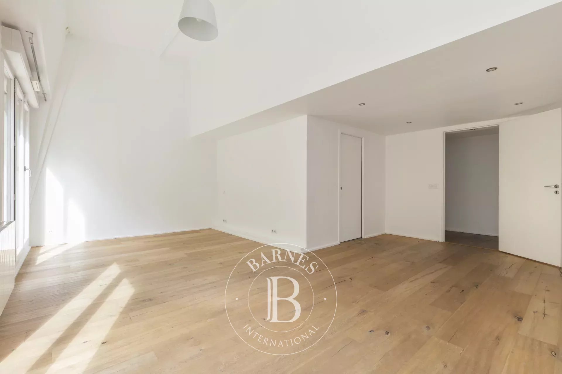 Saint-Cloud  - Appartement 5 Pi&egrave;ces 4 Chambres - picture 10