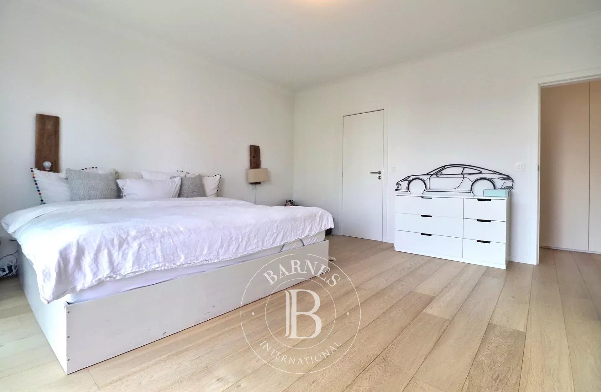 Bois de la Cambre - Appartement 4ch + terrasse + parking