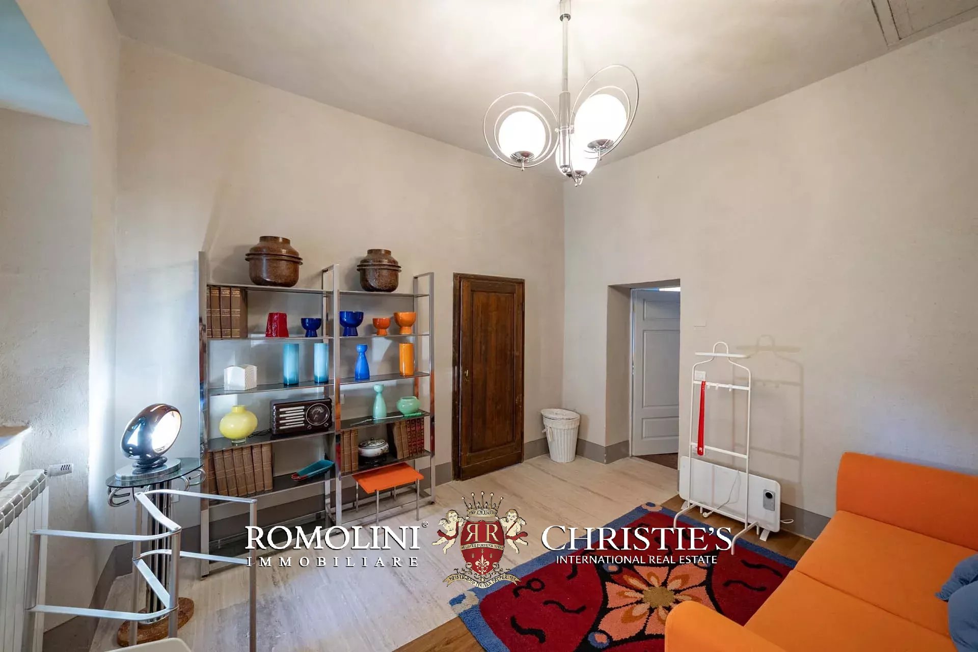 11 Bedroom Villa/Townhouse's Image 80