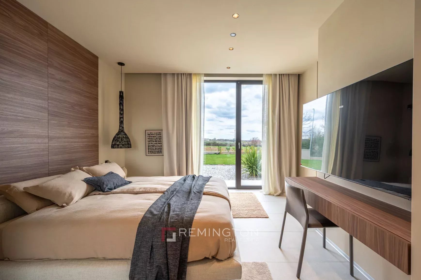 4 Bedroom Villa/Townhouse's Image 11
