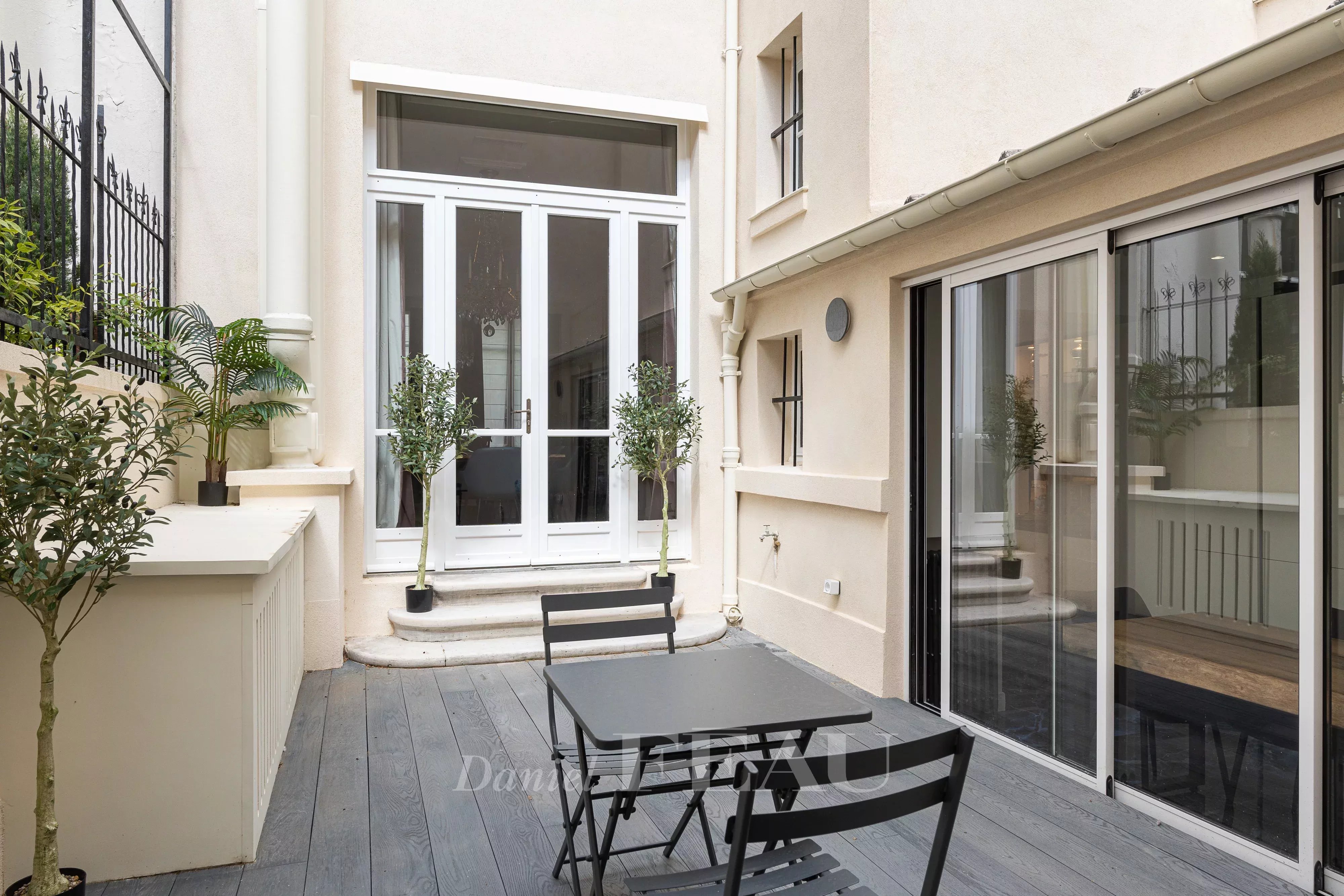 Sale Mansion Neuilly-sur-Seine
