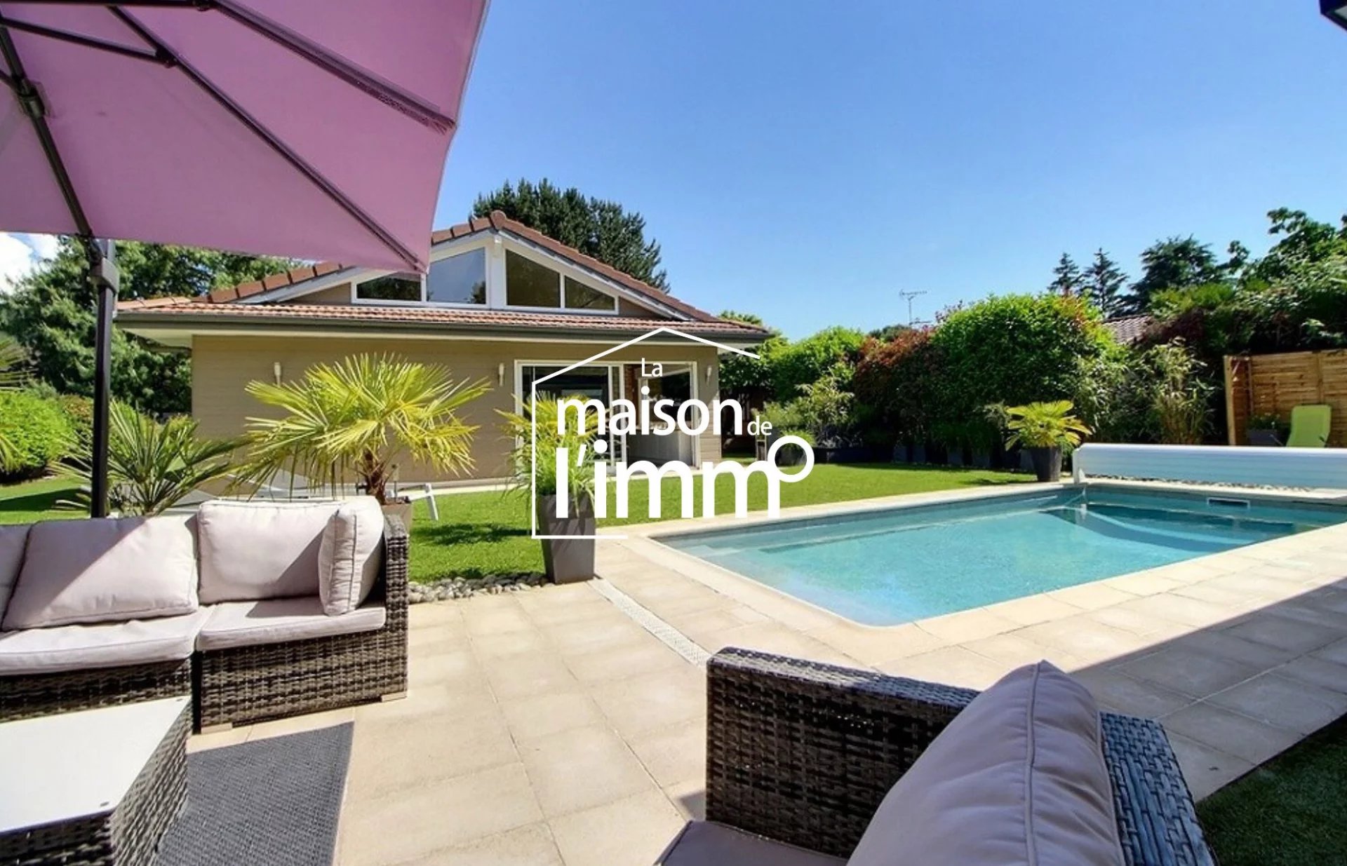 MAISON  - A VENDRE - DOUVAINE
