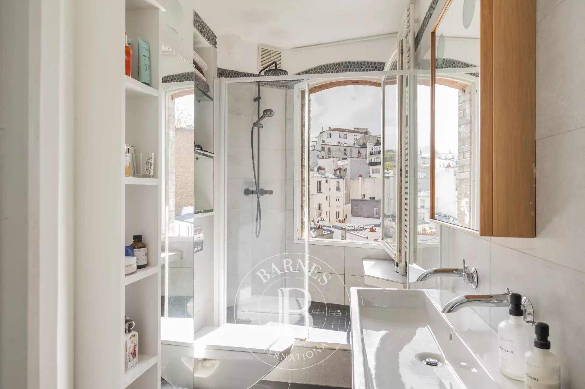 Daire Paris 18ème - picture 13