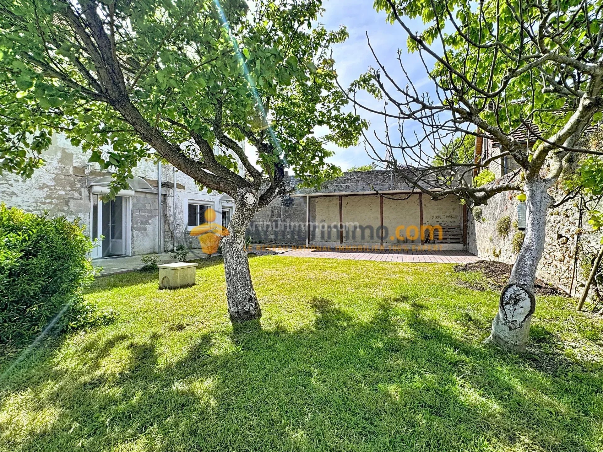 Maison de type 8 - Oeuilly