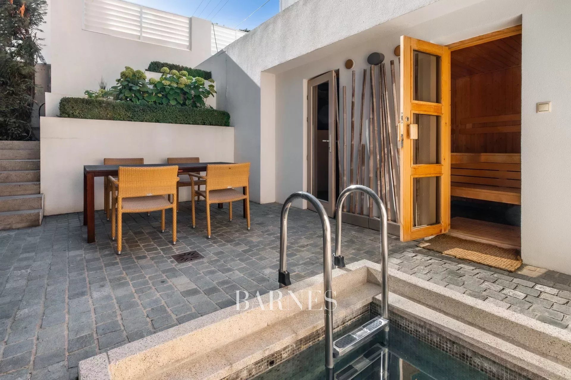 Ev Tihany - picture 29