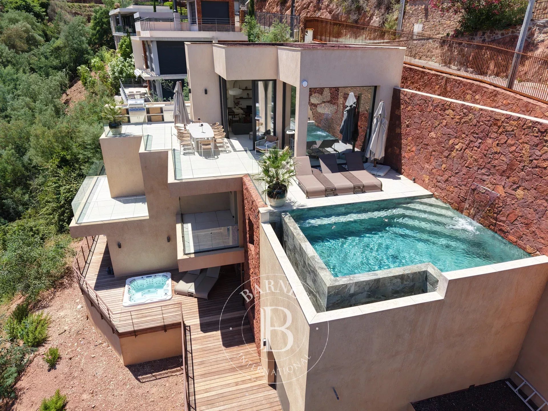 Villa Théoule-sur-Mer  -  ref 87216215 (picture 1)