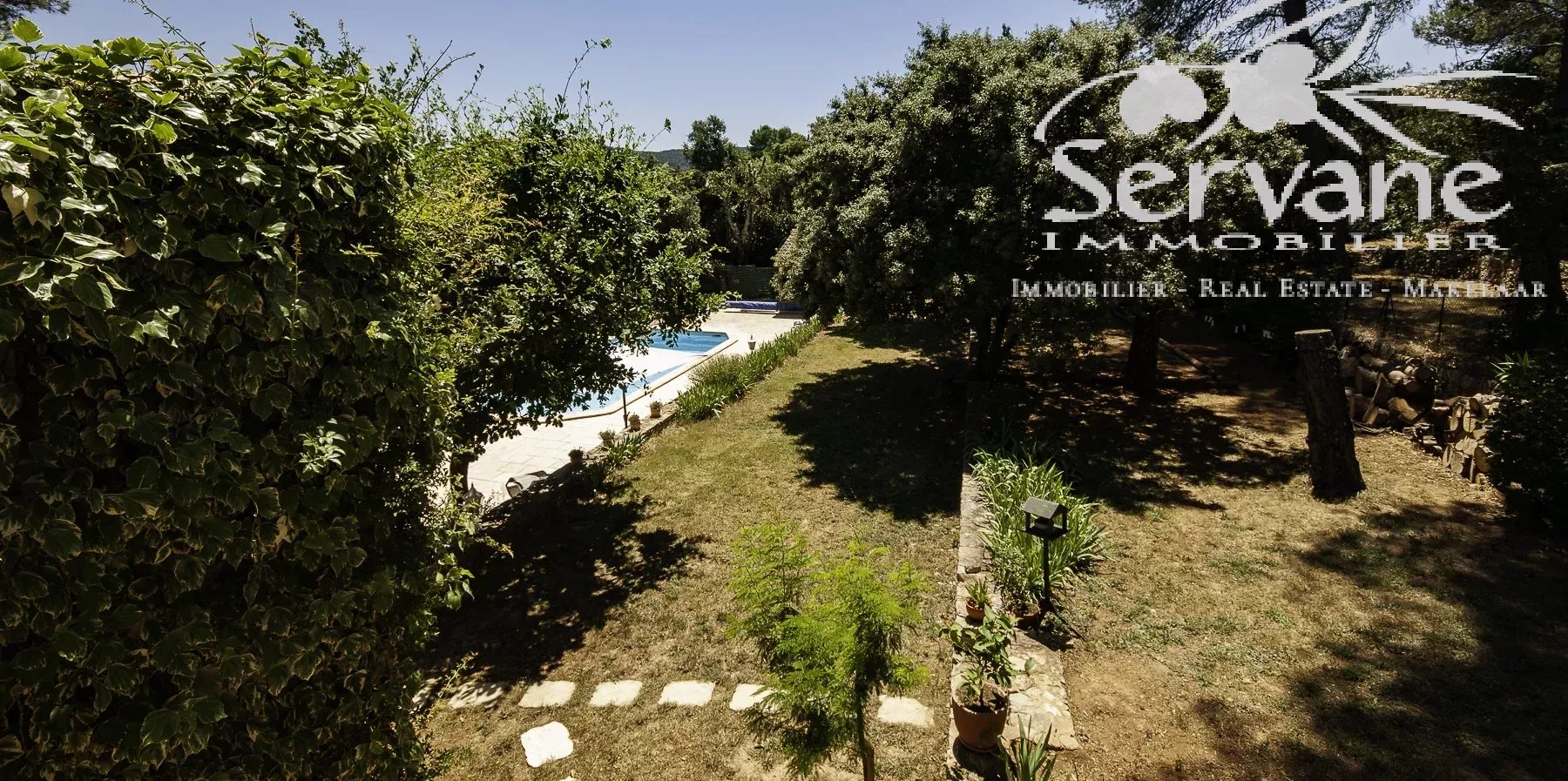 Charming villa with a pool in Montfort-sur-Argens