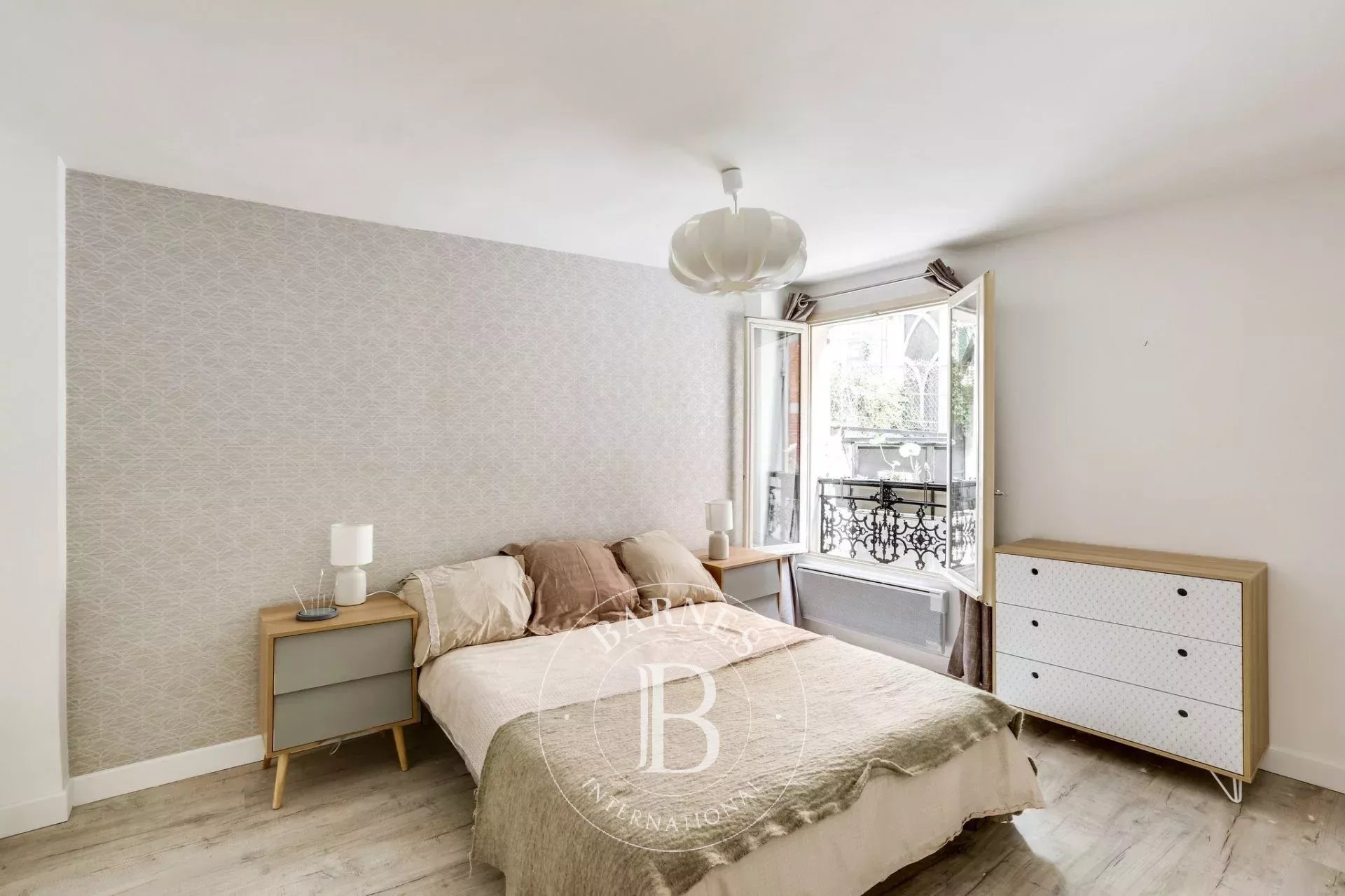 Daire Paris 18ème - picture 5