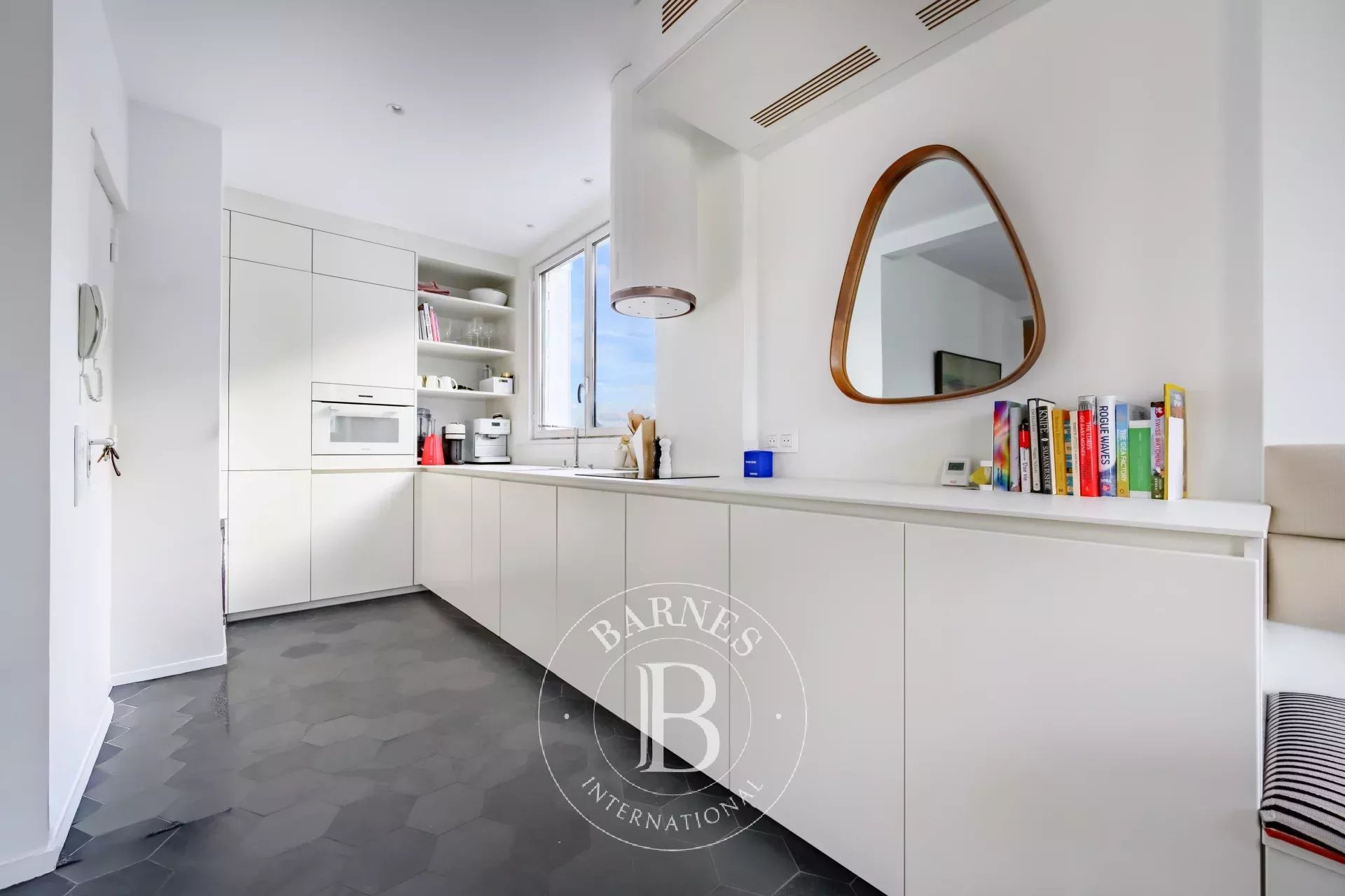 Daire Paris 4ème - picture 6