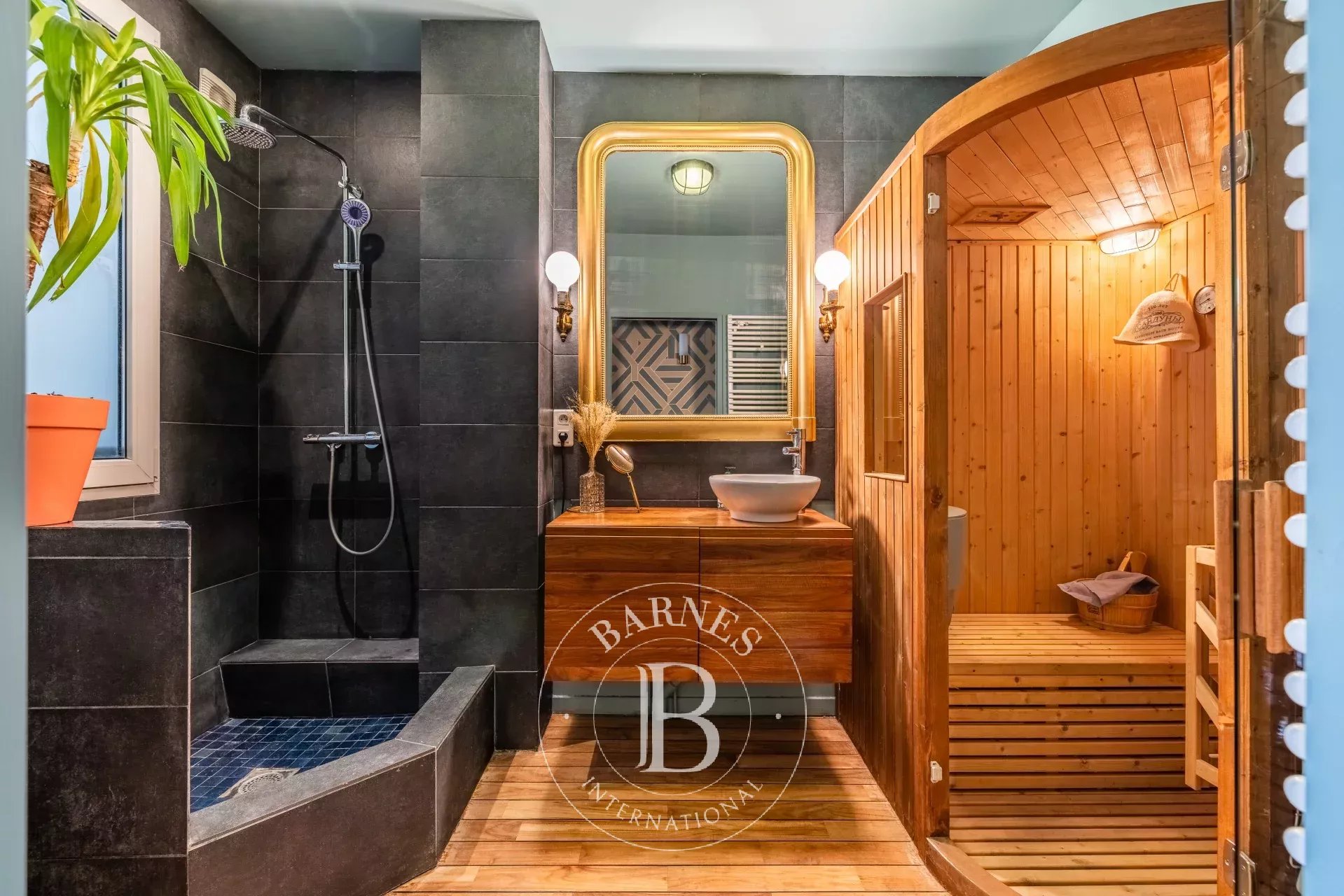 Daire Paris 18ème - picture 15