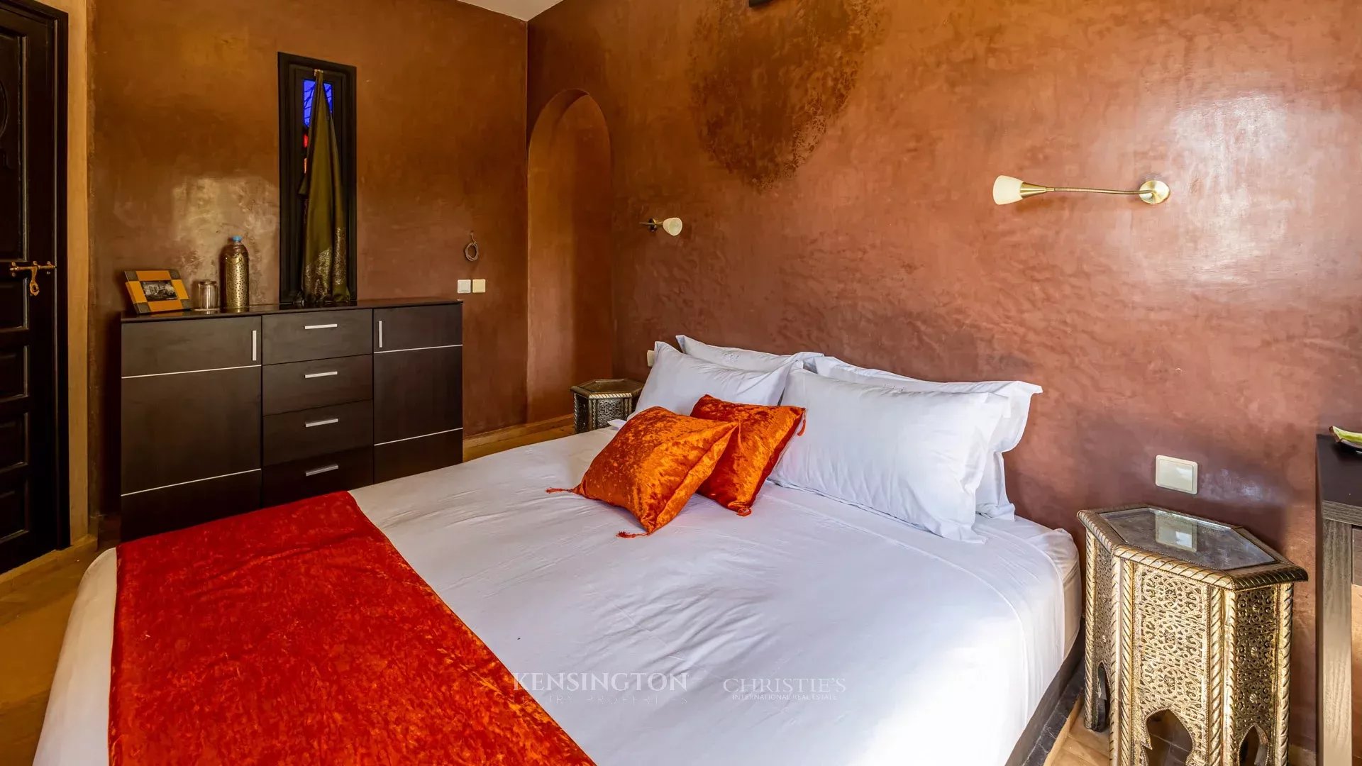 9 Bedroom Villa/Townhouse's Image 101