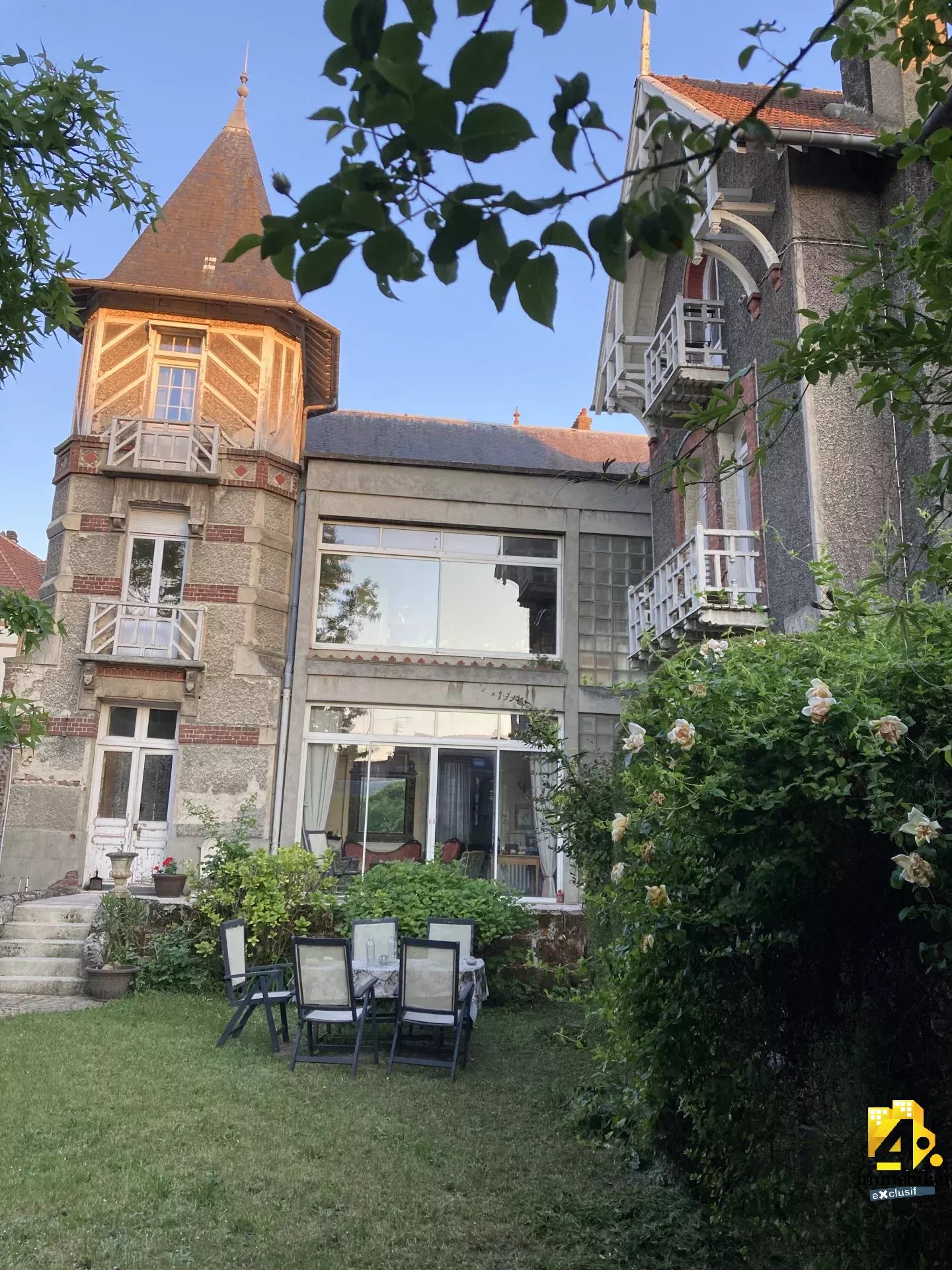 Agence immobilière de 