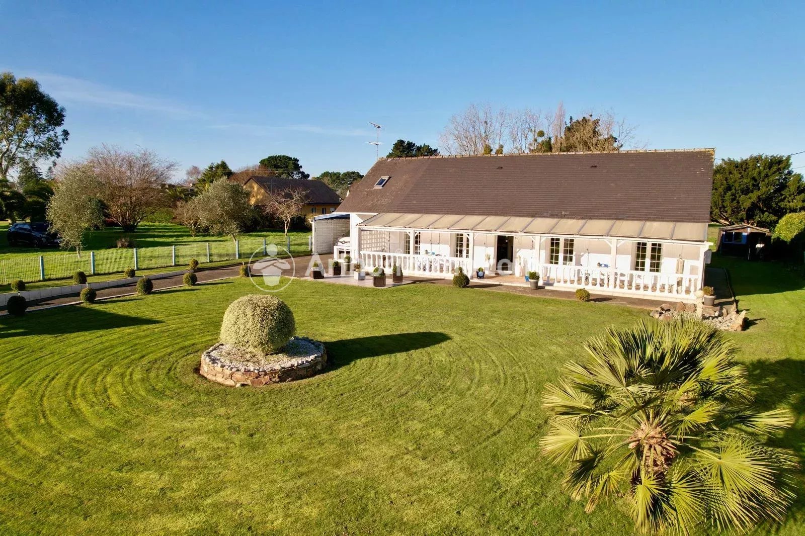 Agence immobilière de 