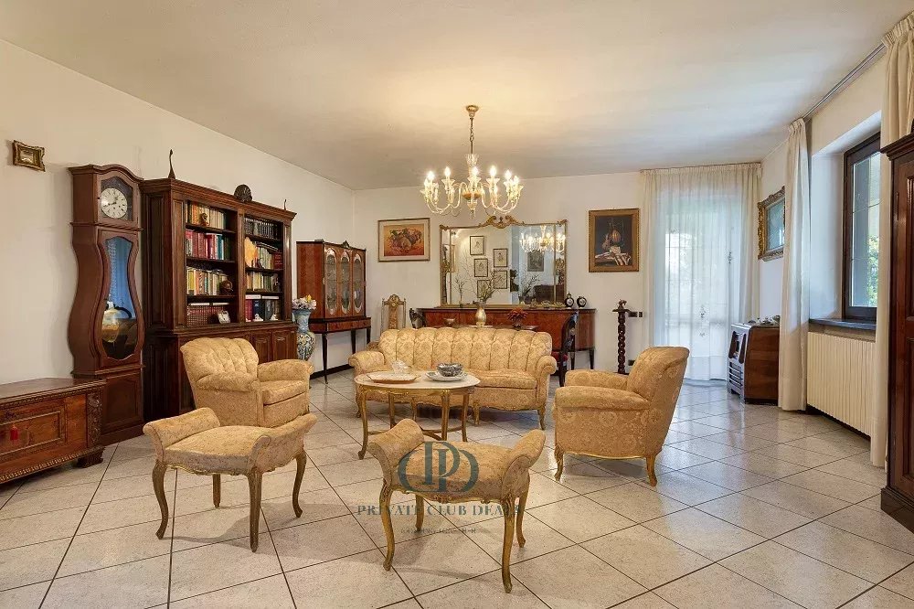 Villa Olgiate Comasco - picture 33