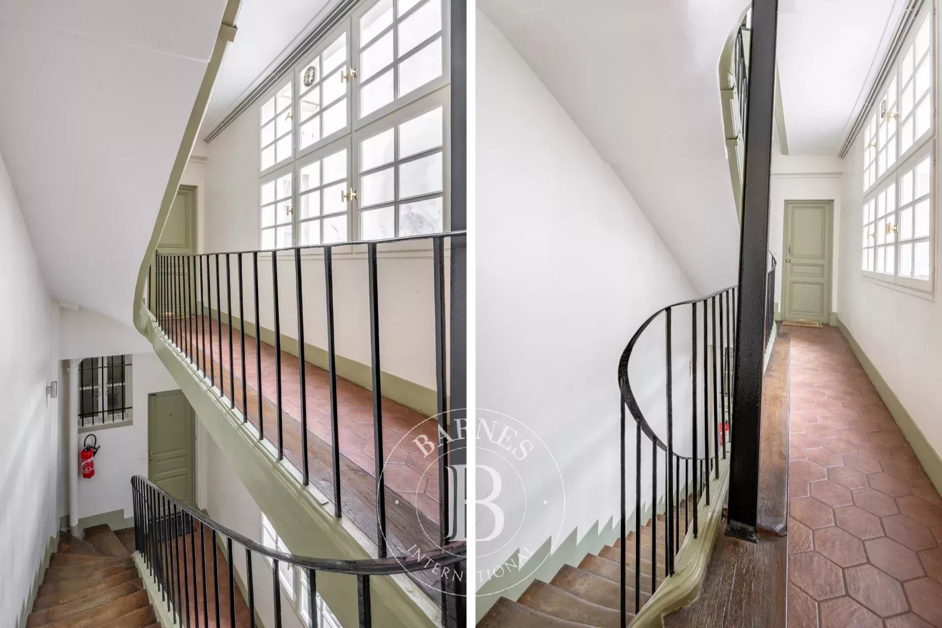 Daire Paris 4ème - picture 12