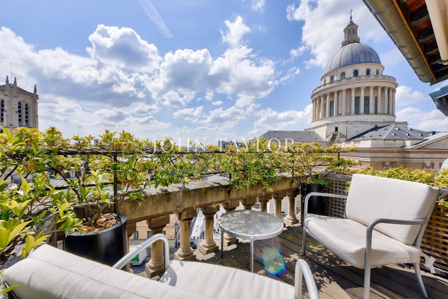Sale Apartment Paris 6th