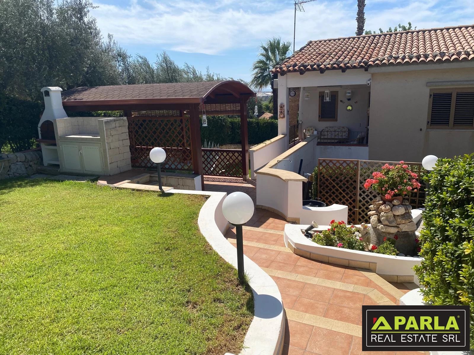 Agence immobilière de Parla Real Estate