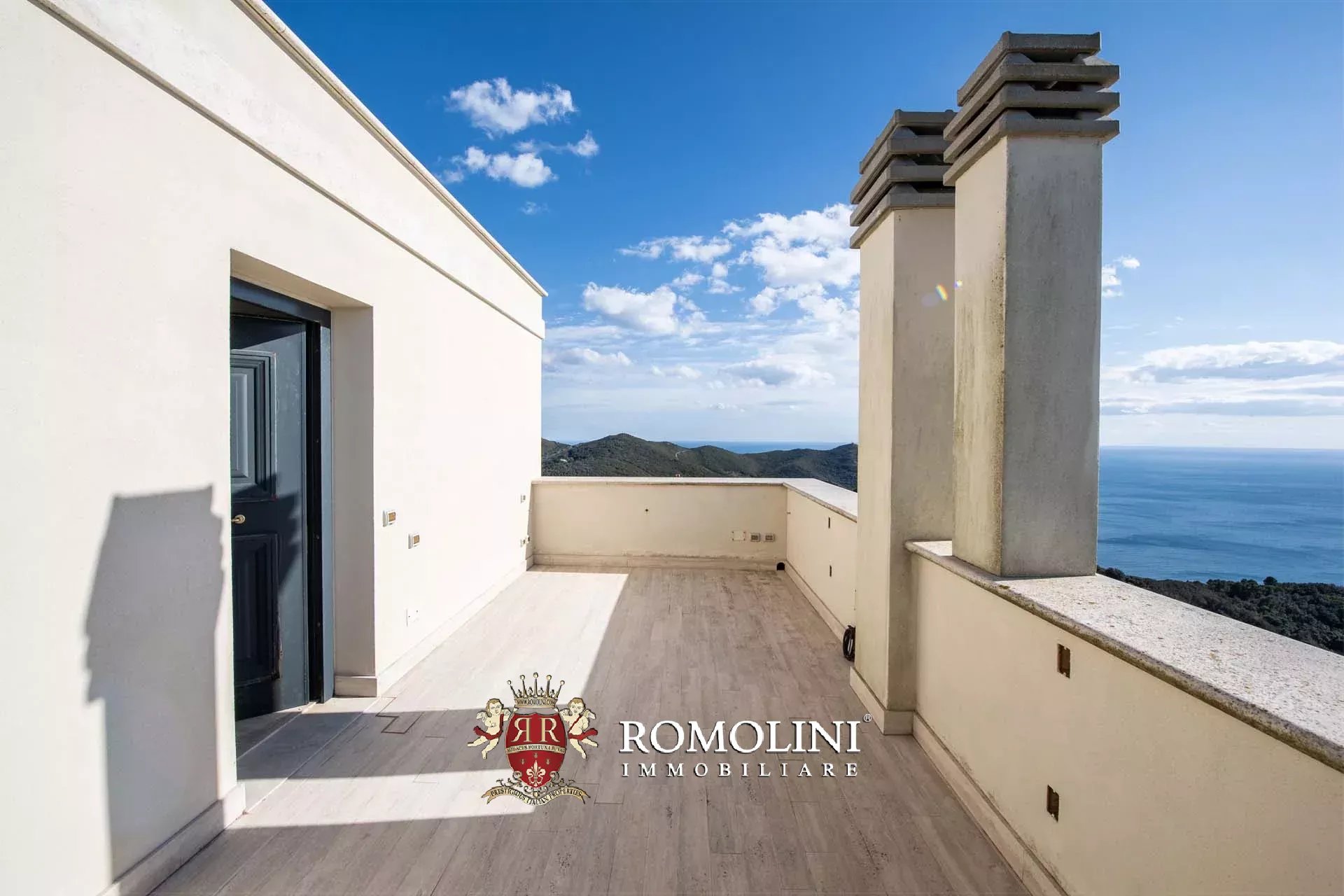 5 Bedroom Villa/Townhouse's Image 63