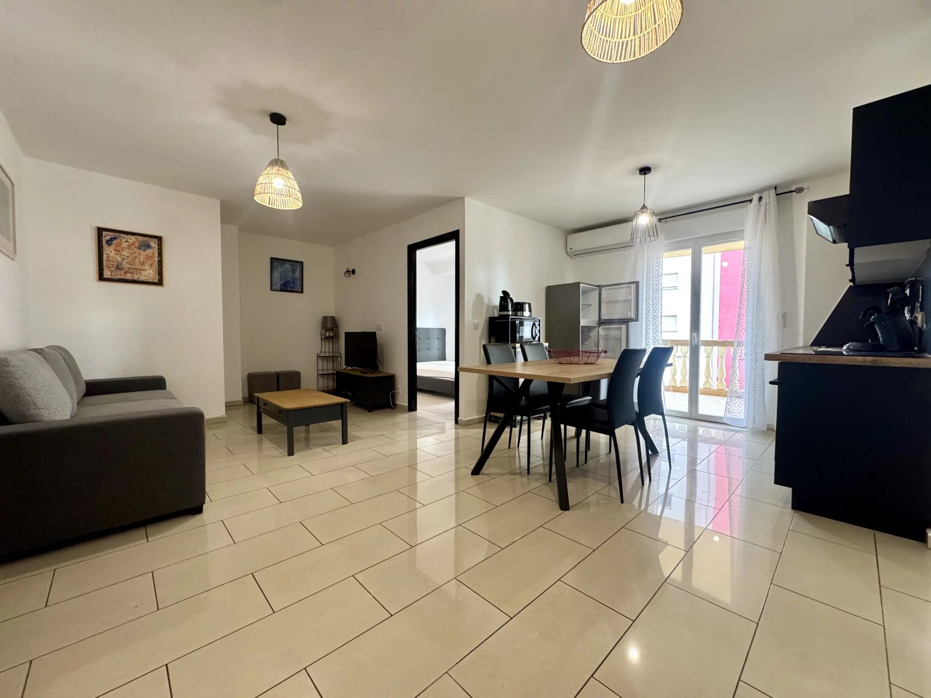 Agence immobilière de 