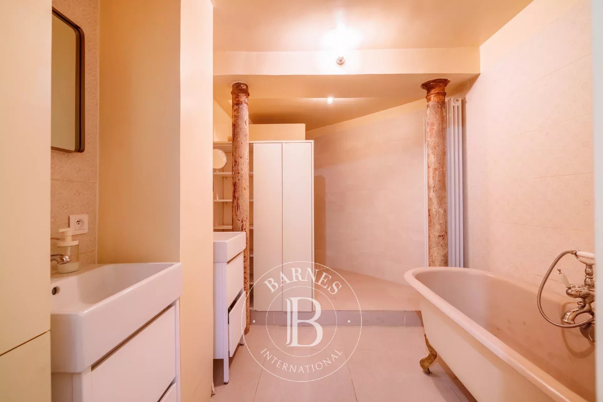 Daire Paris 2ème - picture 17