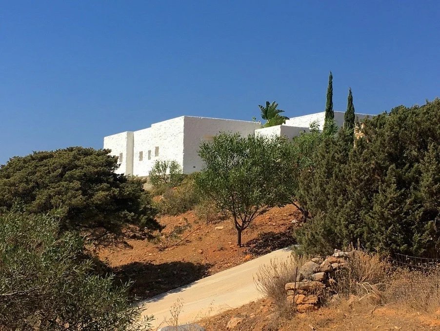 Agence immobilière de PARIS - LONDON - PAROS