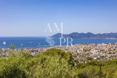 Luxury Villa Cannes: Sea View Family Estate in Gated Domain — photo 1 of 7