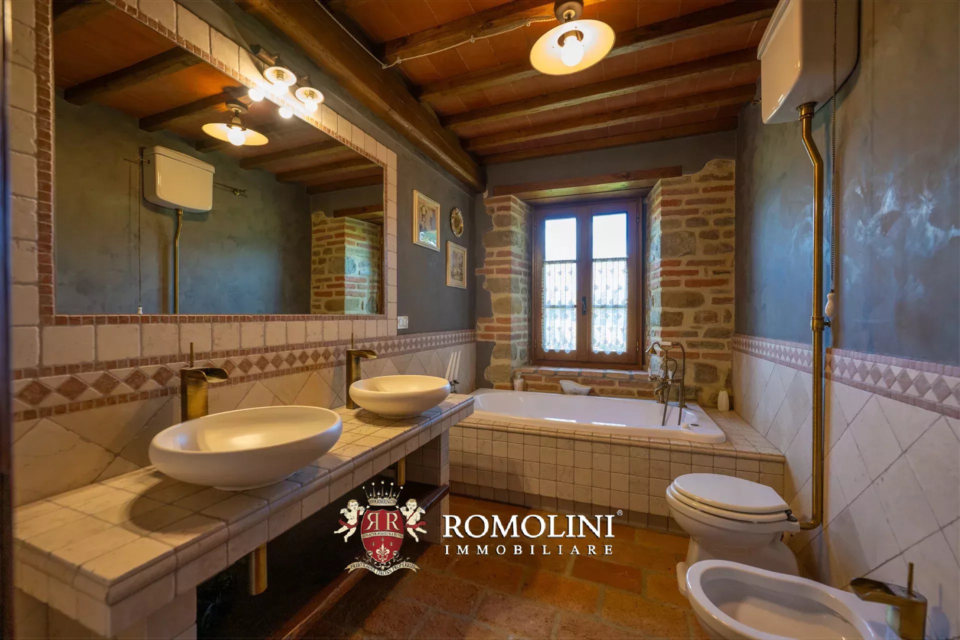 4 Bedroom Villa/Townhouse's Image 36