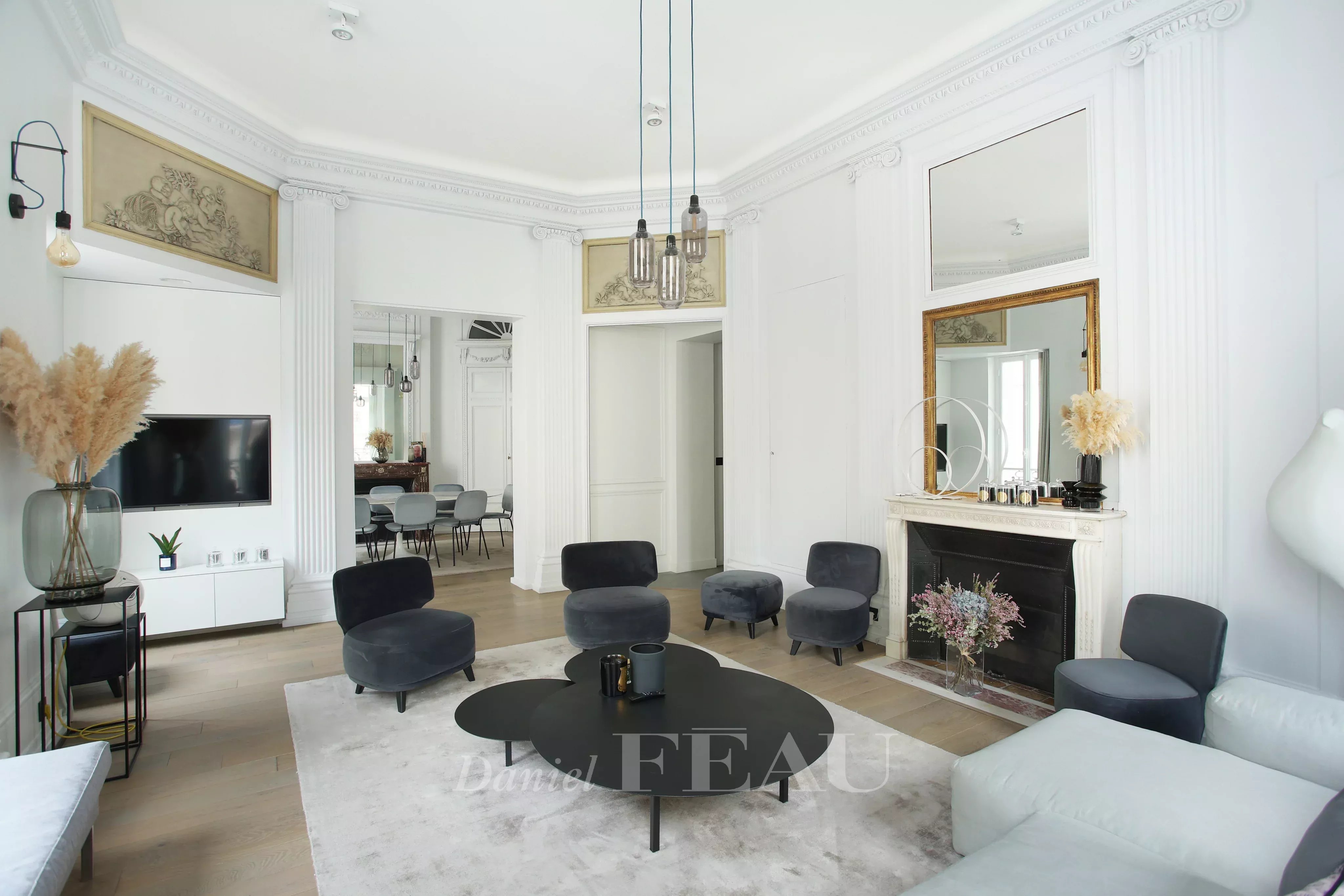 Sale Apartment Paris 16th