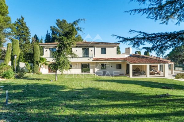 Luxury Architect Villa in Vence | Modern Family Estate with Sea Views — photo 4