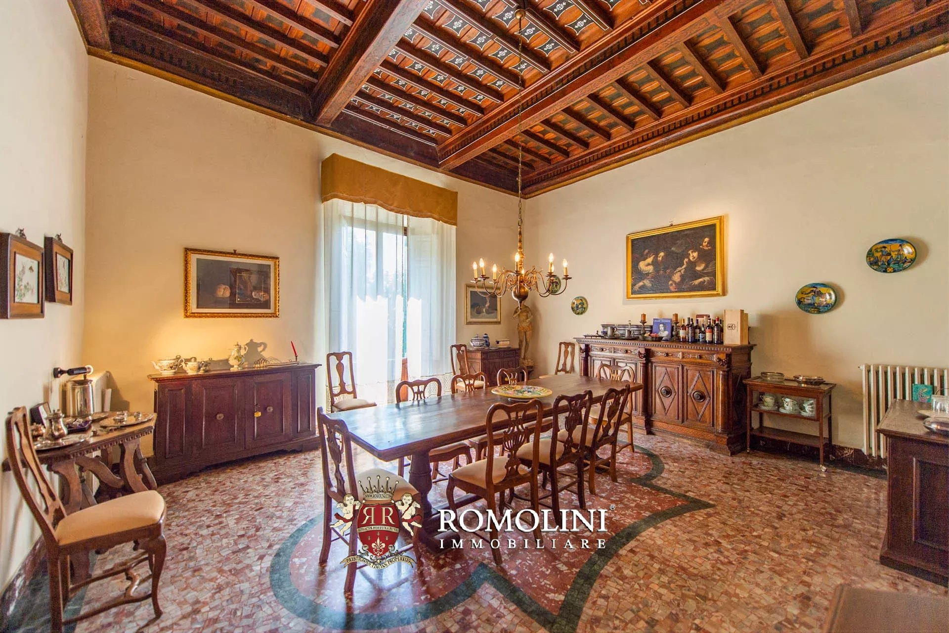 16 Bedroom Vineyard's Image 39