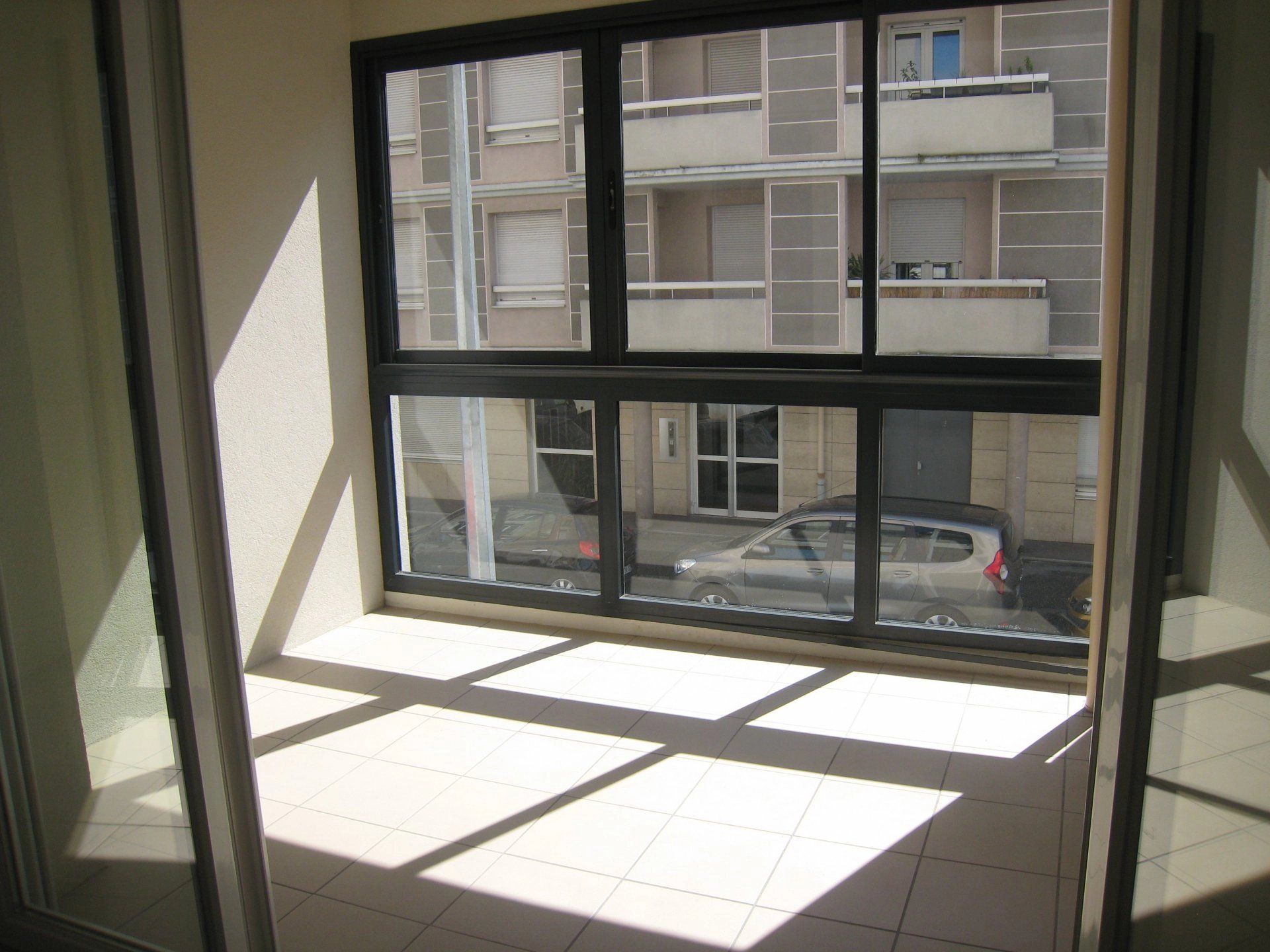 524603 Location Lyon 8ème