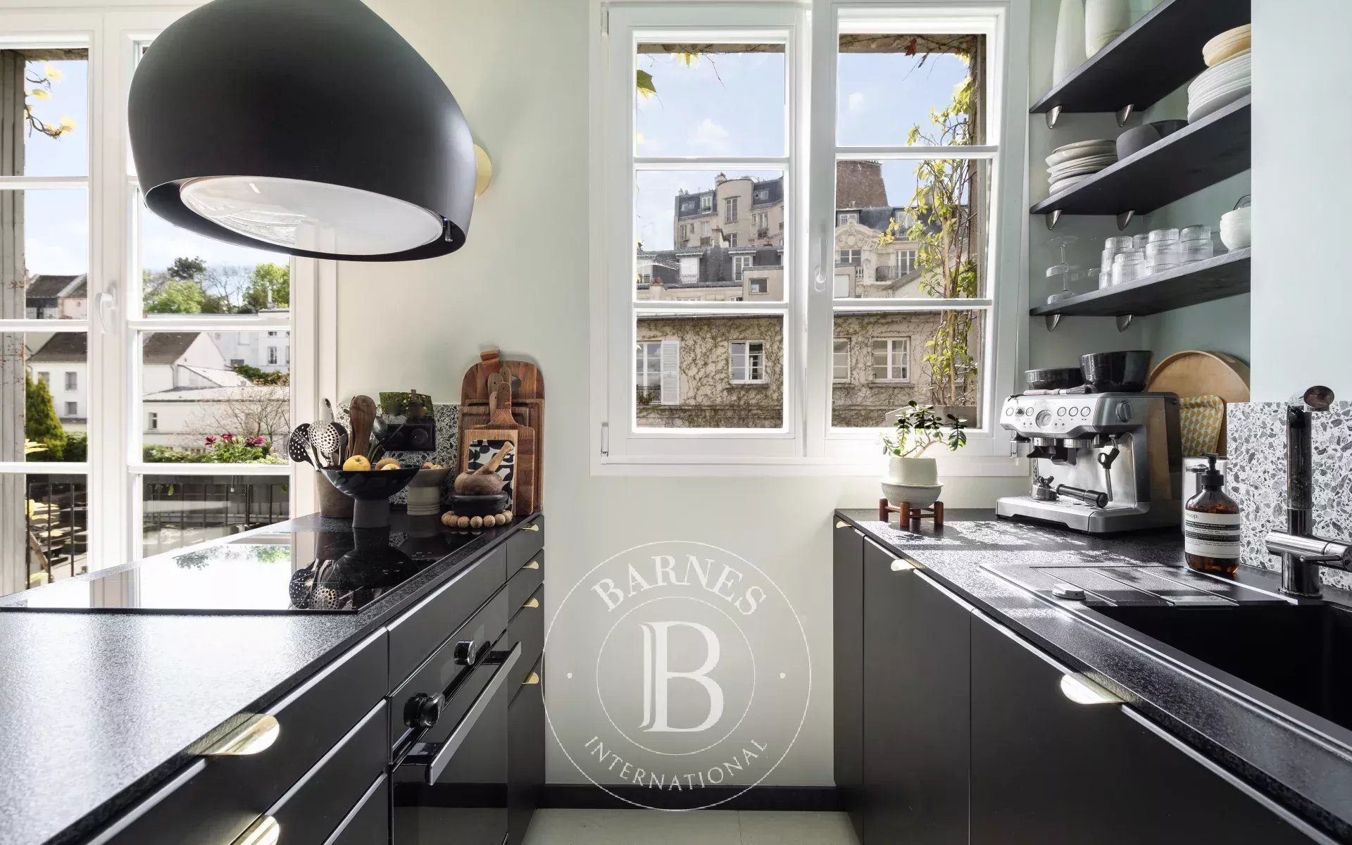 Daire Paris 18ème - picture 7