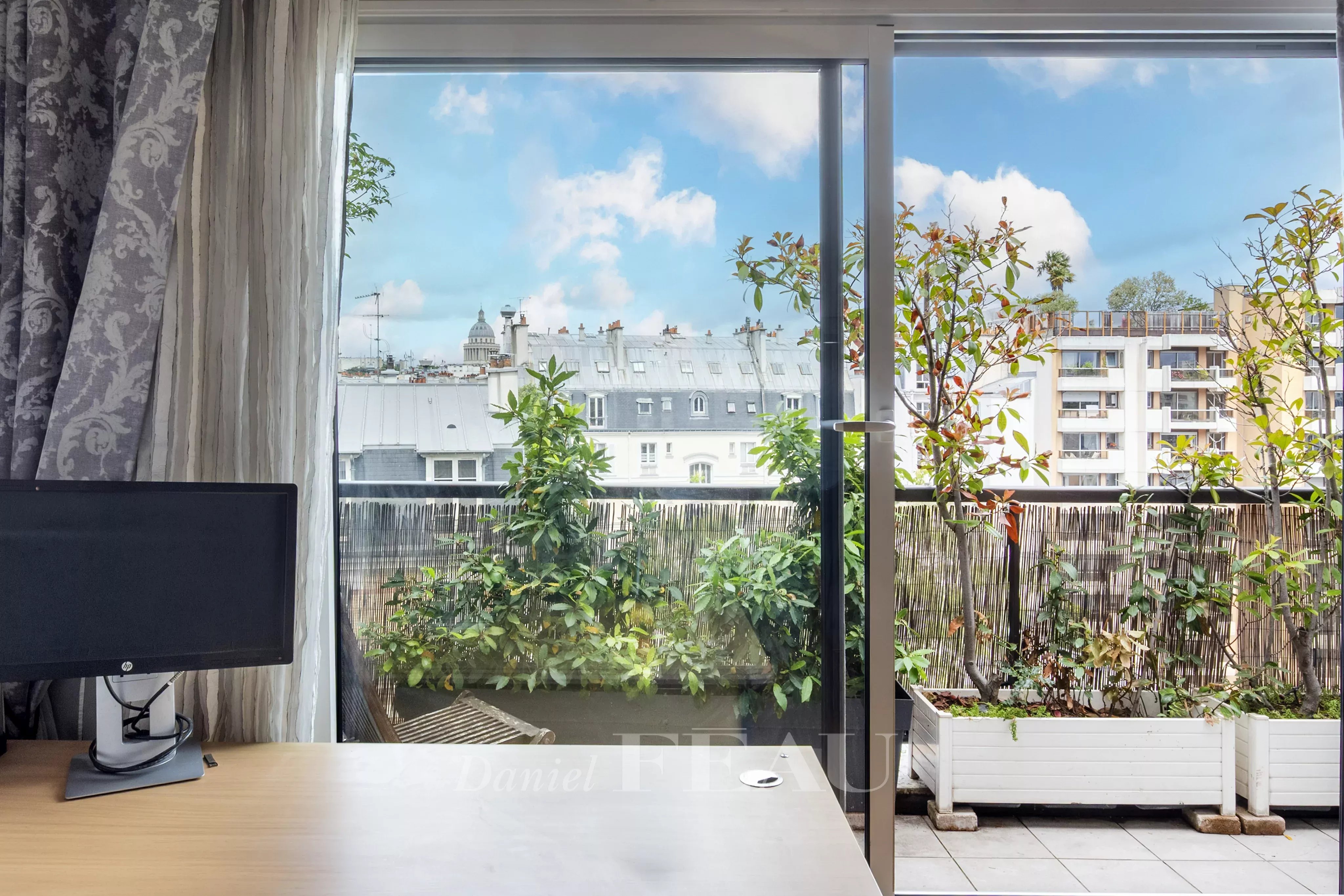 Sale Apartment Paris 5th