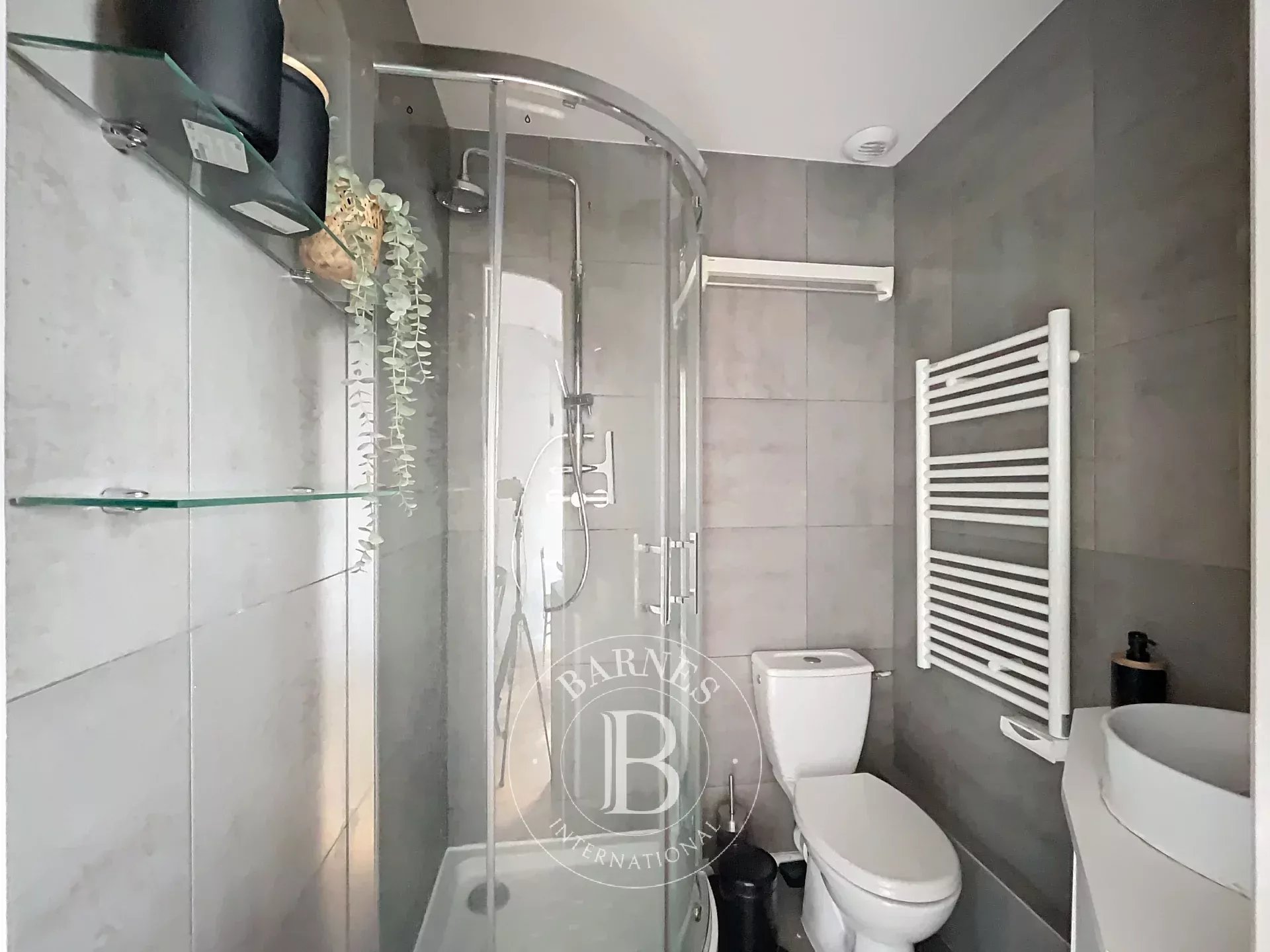 Daire Paris 8ème - picture 6