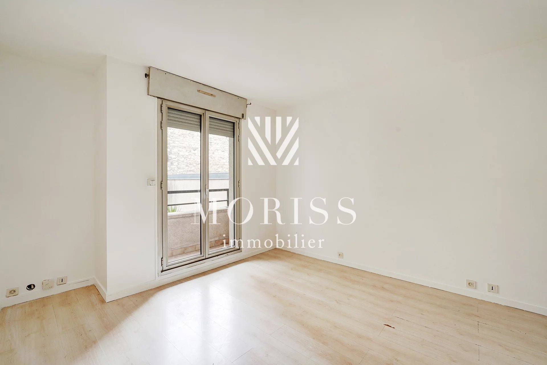 Saint-Mandé Appartement de 2 pièces de 40 m2 + 2 m2 de balcon au - Image Array