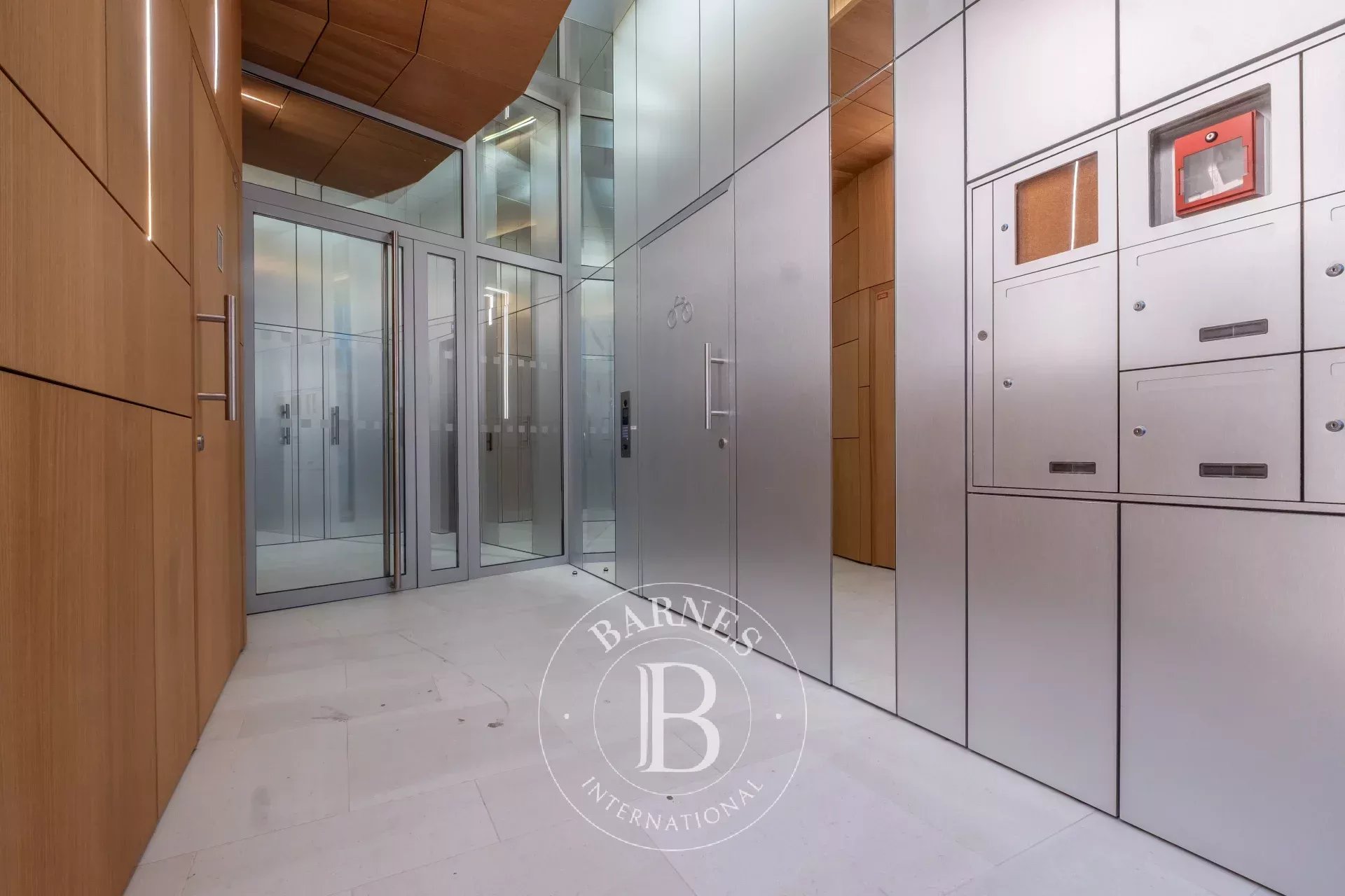 Daire Paris 6ème - picture 16