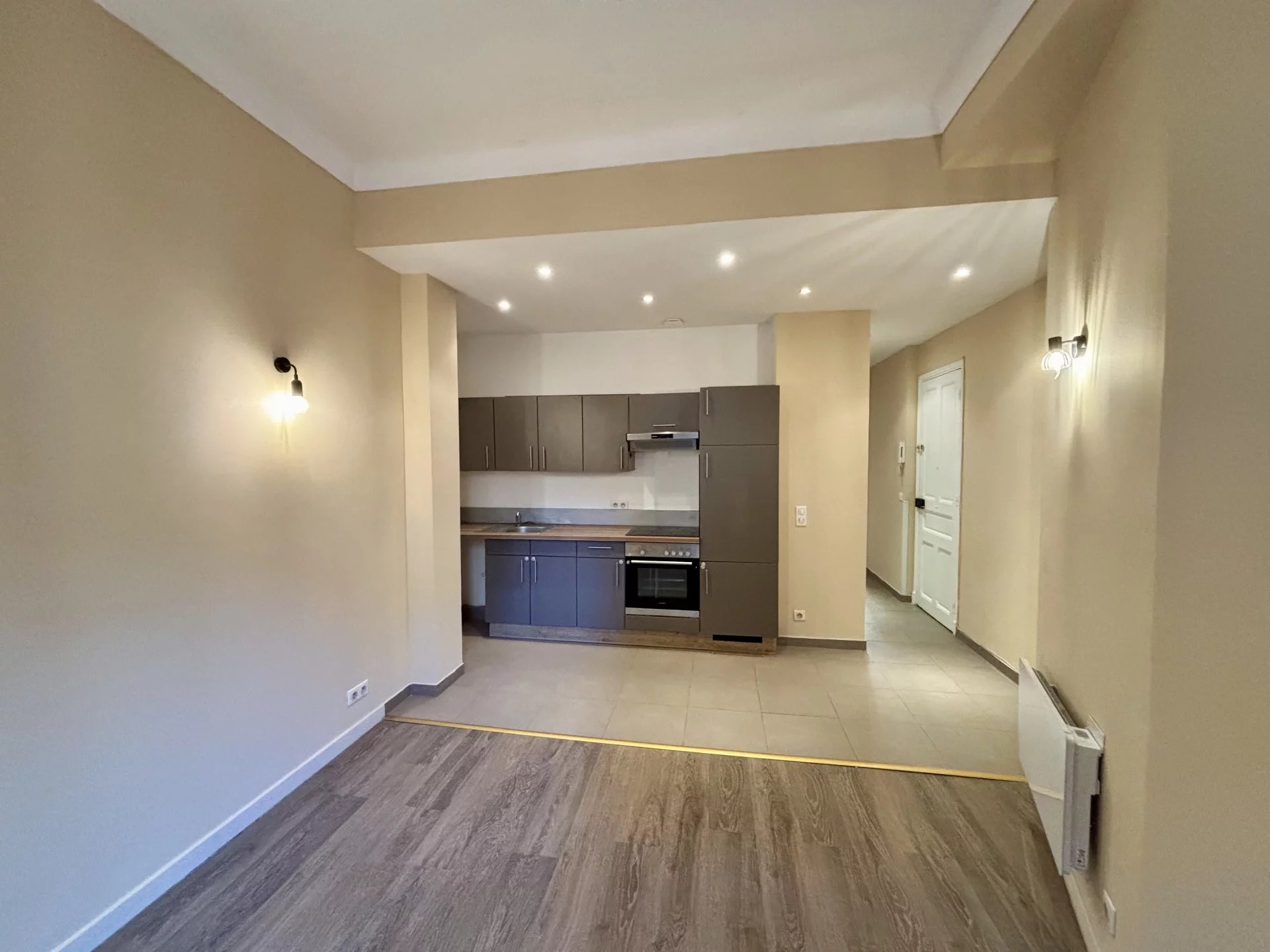 Vente appartement trois pièces Nice république