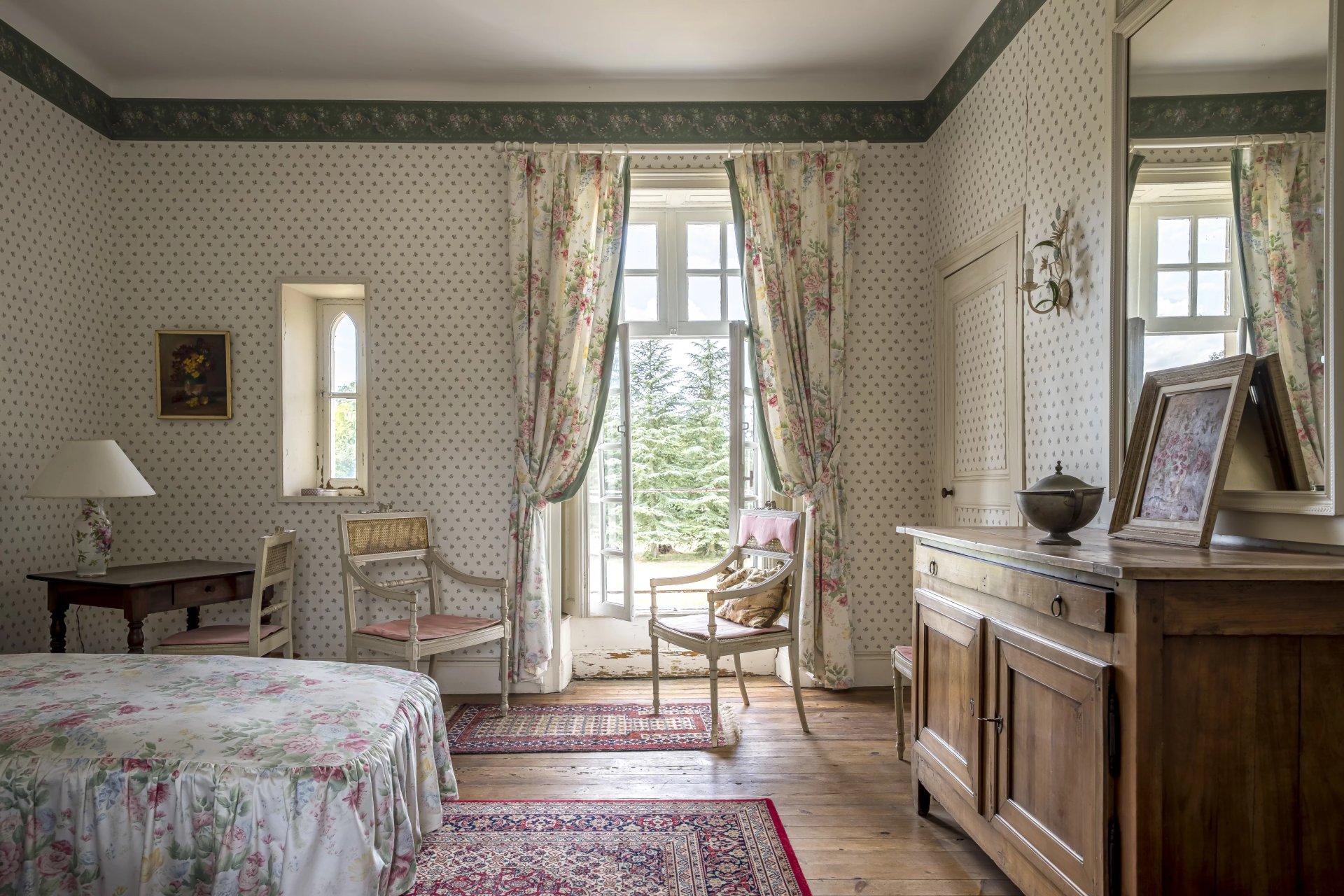 11 Bedroom Chateau's Image 15