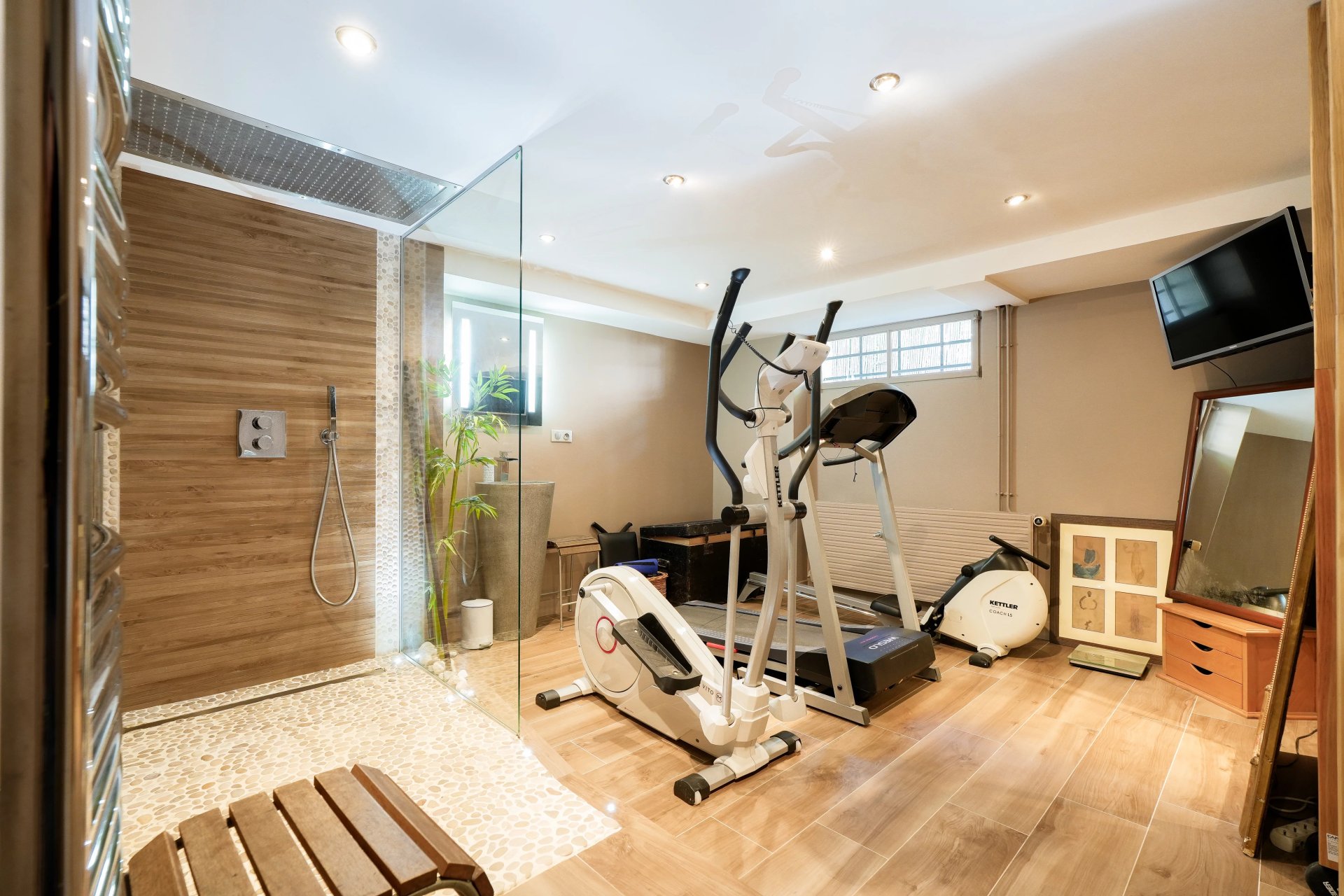 4 Bedroom Villa/Townhouse's Image 16